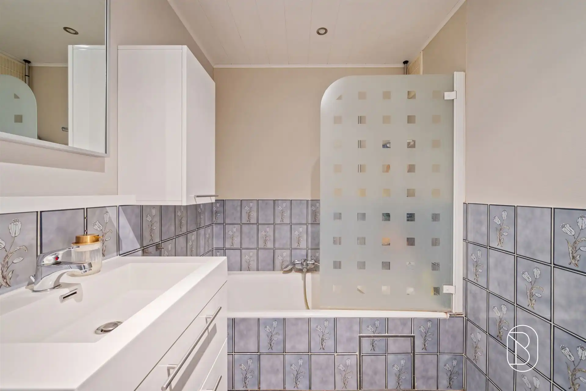 Ruim appartement met 3 slpk en 2 terrassen in Roeselare foto 12