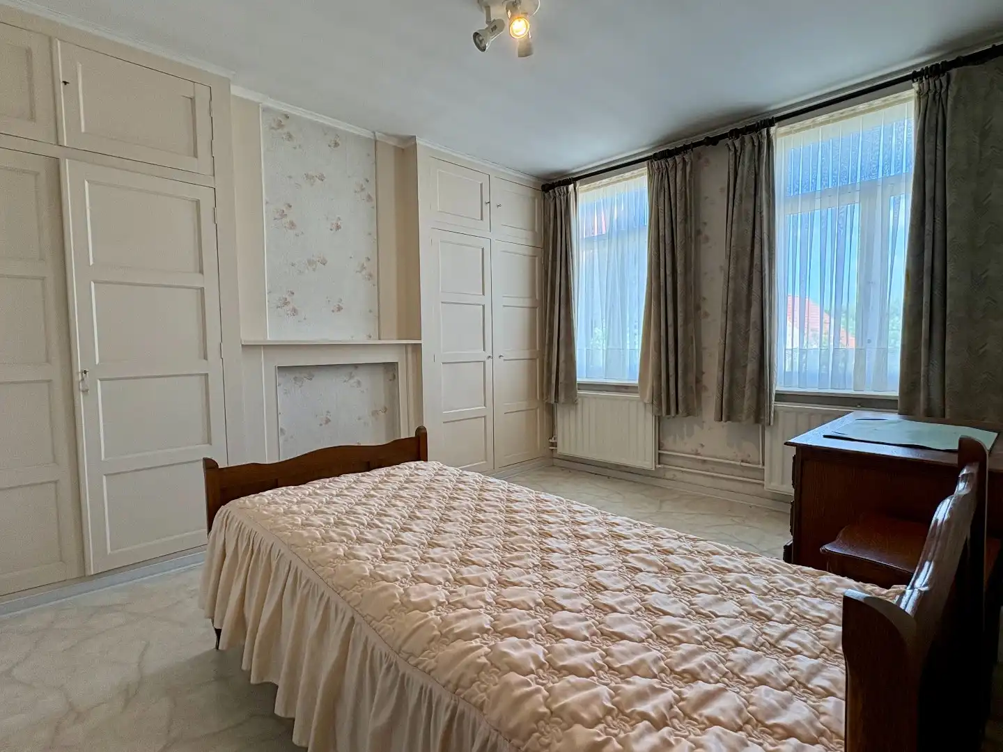 Woning met magazijn van +-300 m² te koop in Bavikhove foto 12