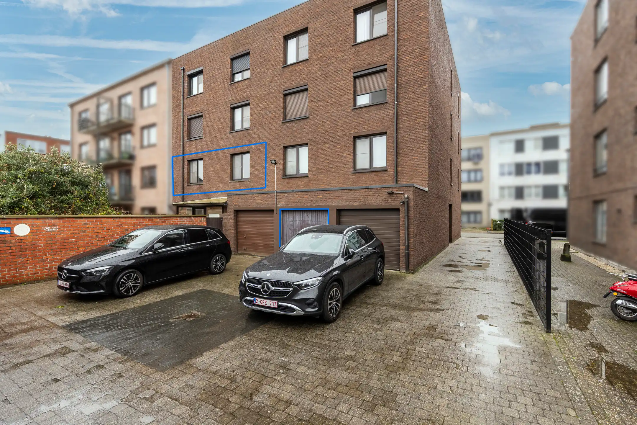 Recent gerenoveerd app. (103m²) met terras en garage foto 12