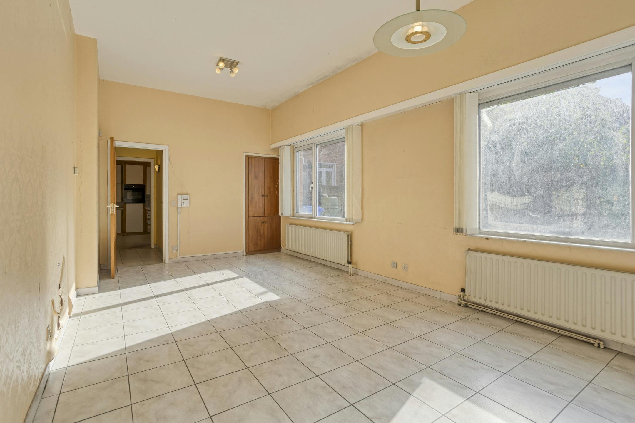 Gelijkvloers appartement met 1 slaapkamer en tuin te koop in Wilrijk foto 5