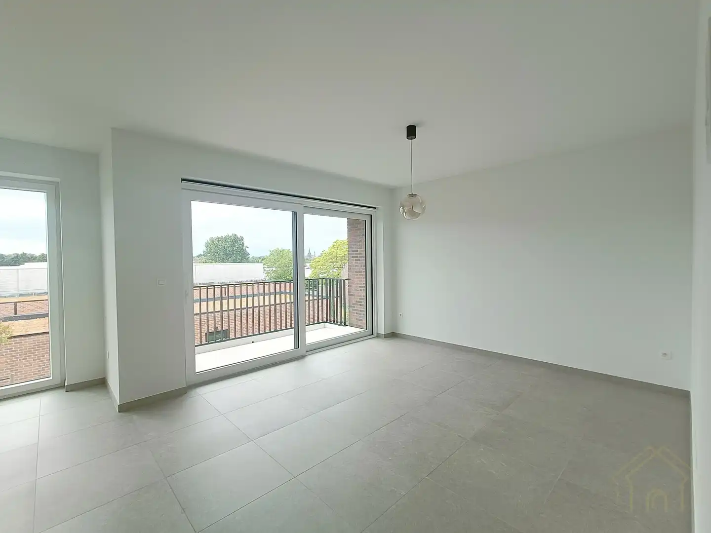 Afgewerkt modelappartement met twee slaapkamers foto 7