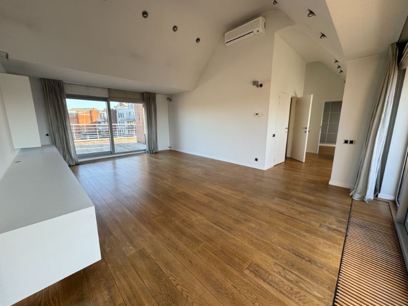 Instapklaar penthouse met riant terras (+-287m²), centrum Geel! foto 11