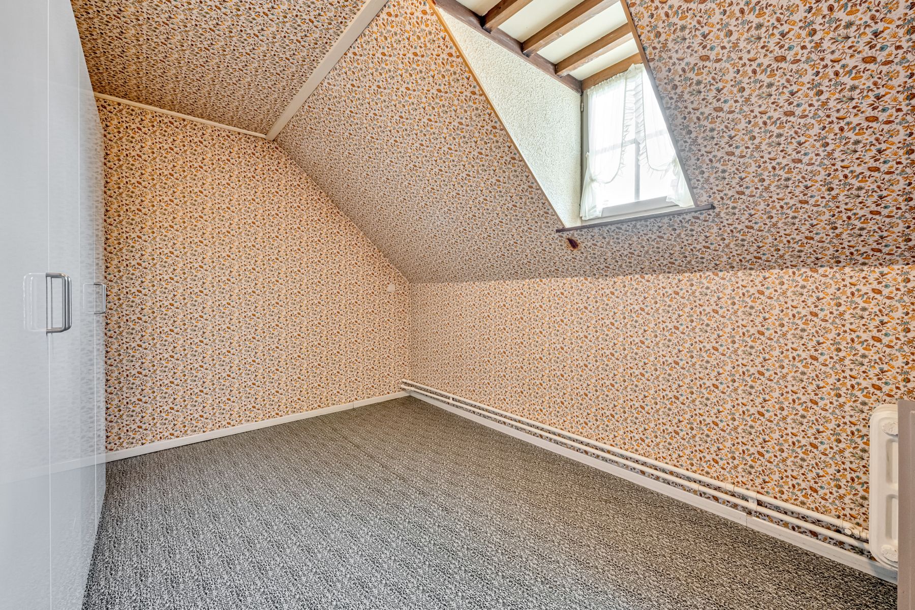 Charmante fermette op perceel van 1548m² mooie tuin + oprit! foto 14