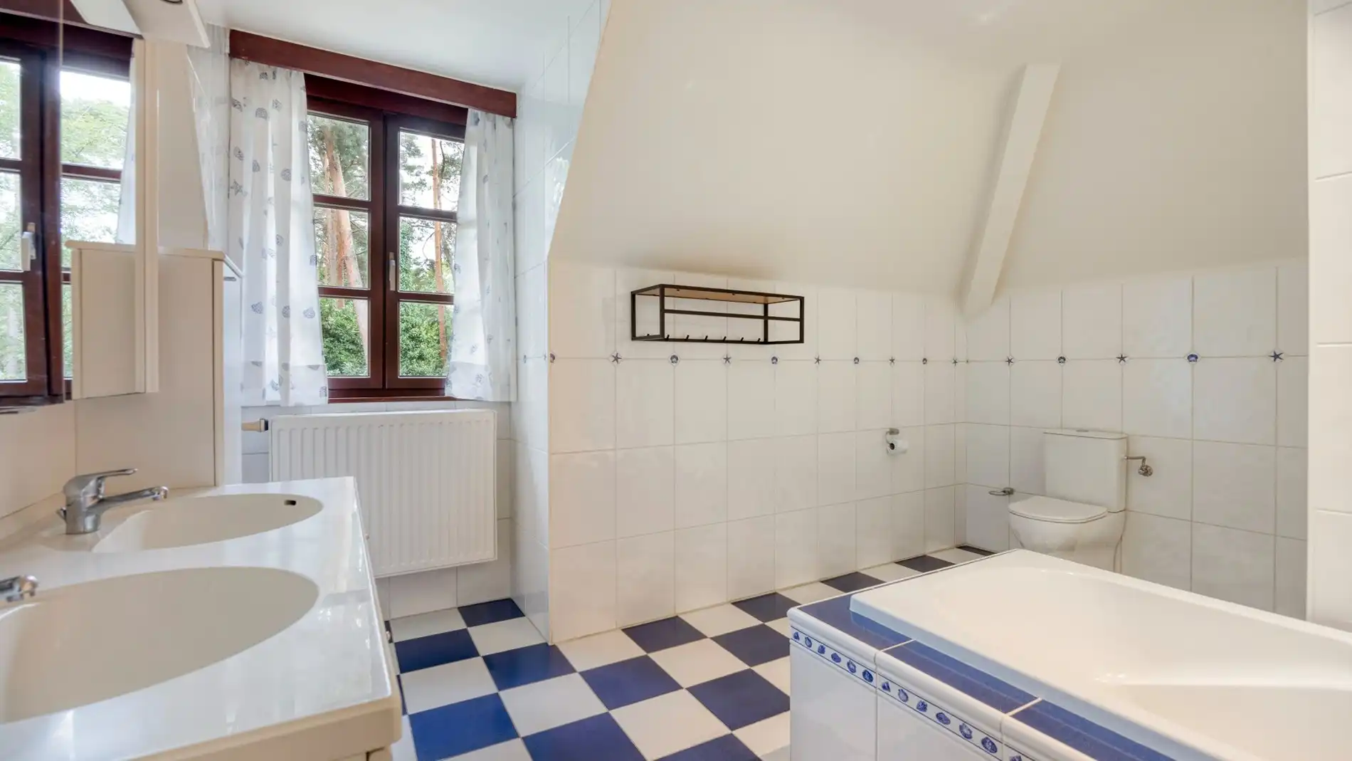 Ruime woning met 4 slpks op 17,5 are te Keerbergen foto 9