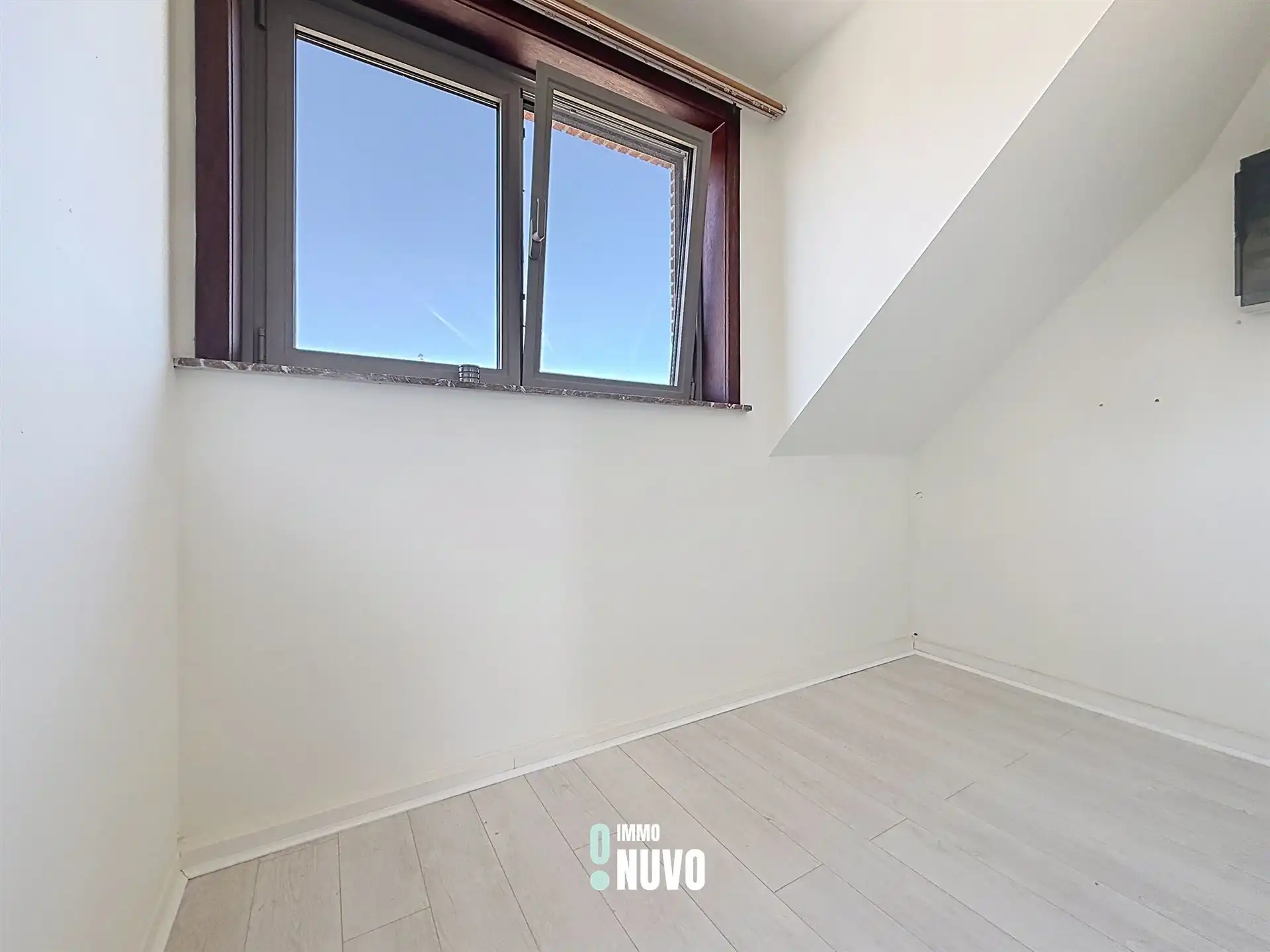 Woning 3 slpks, loods + garage en tuin foto 11