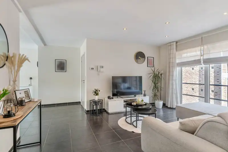 Zeer rustig en energiezuinig appartement met autostaanplaats en berging foto 5