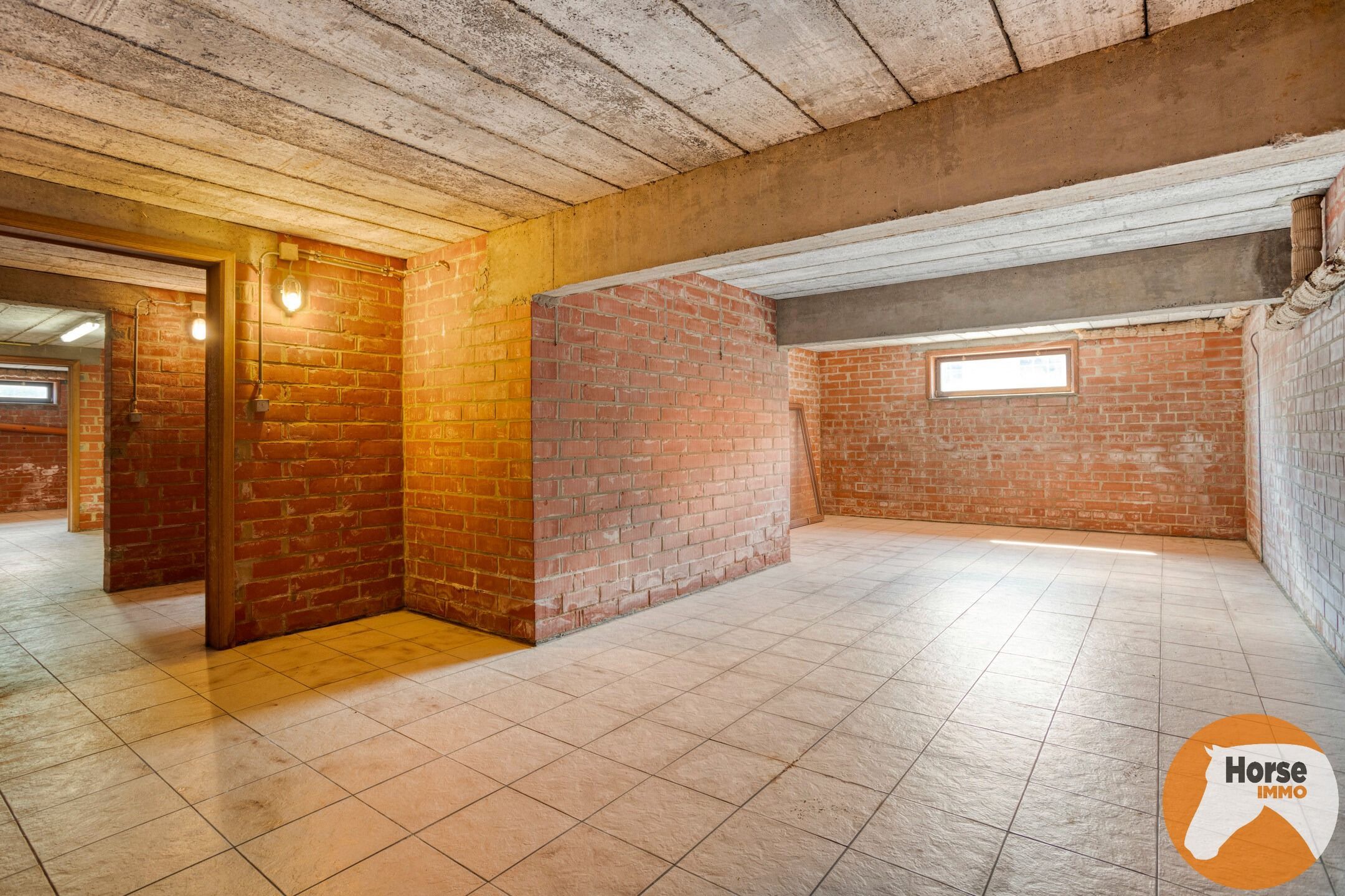 WOUBRECHTEGEM - Charmante woning met 2 loodsen op 1,61 ha  foto 20