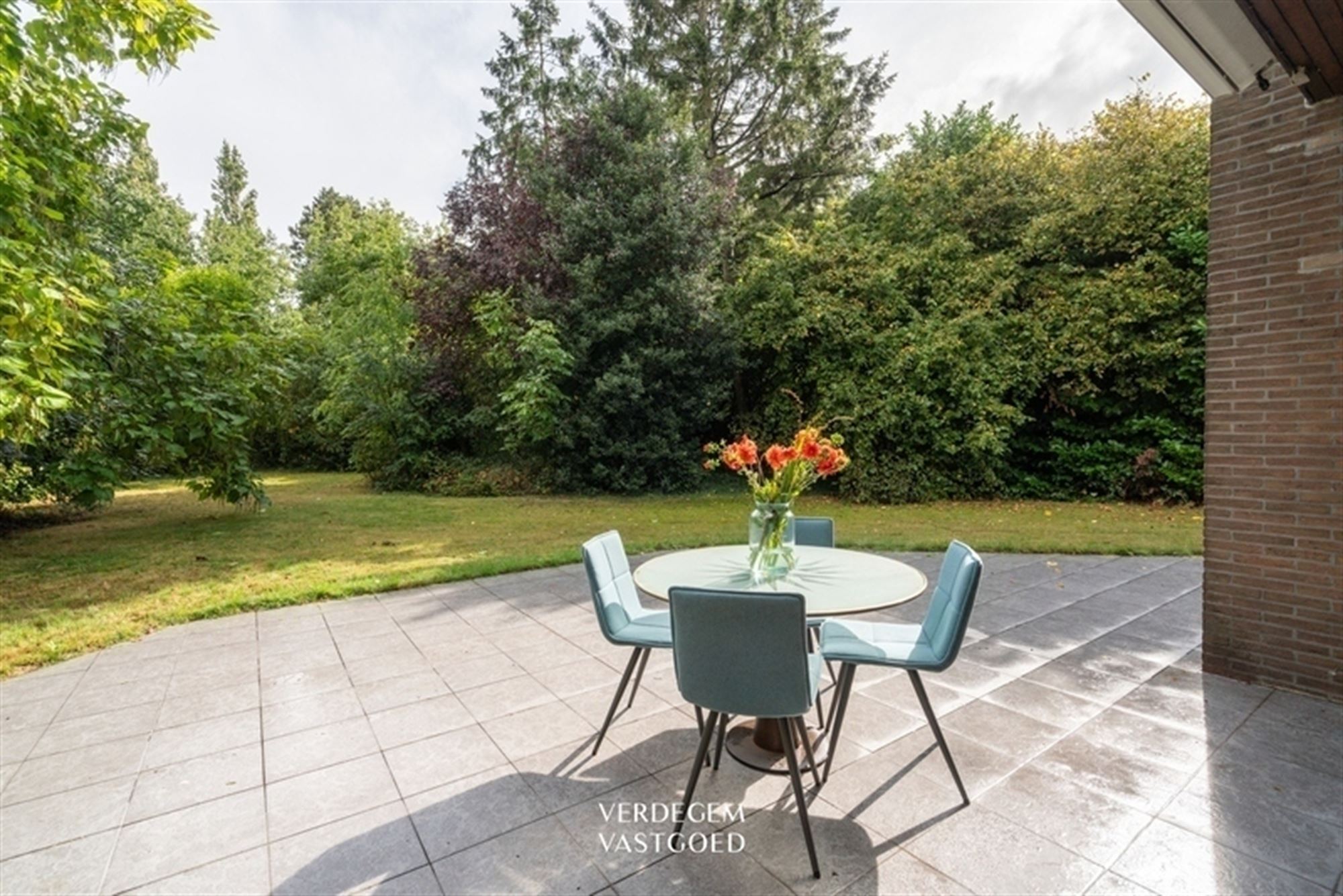 Architectenvilla op toplocatie in het centrum van Evergem foto 23