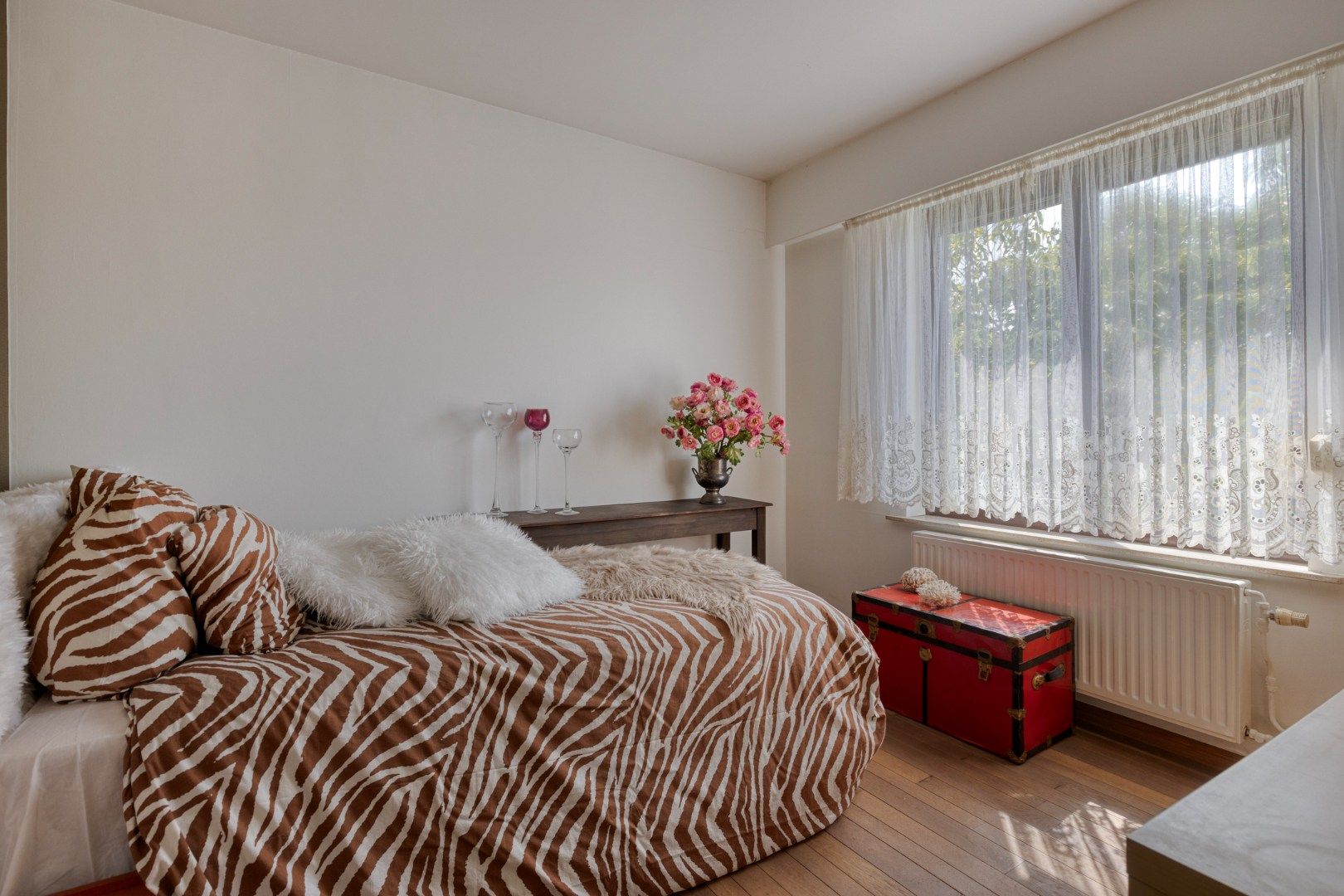 Ruime woning met tuin, 3 slpk en dubbele garage foto 12