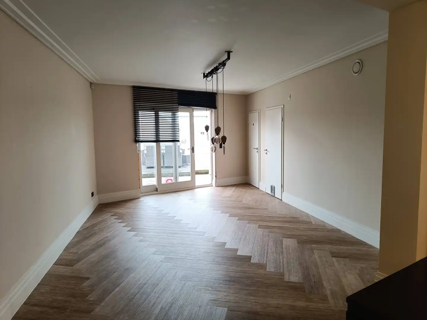 Gerenoveerd appartement met 3 slaapkamers foto 6