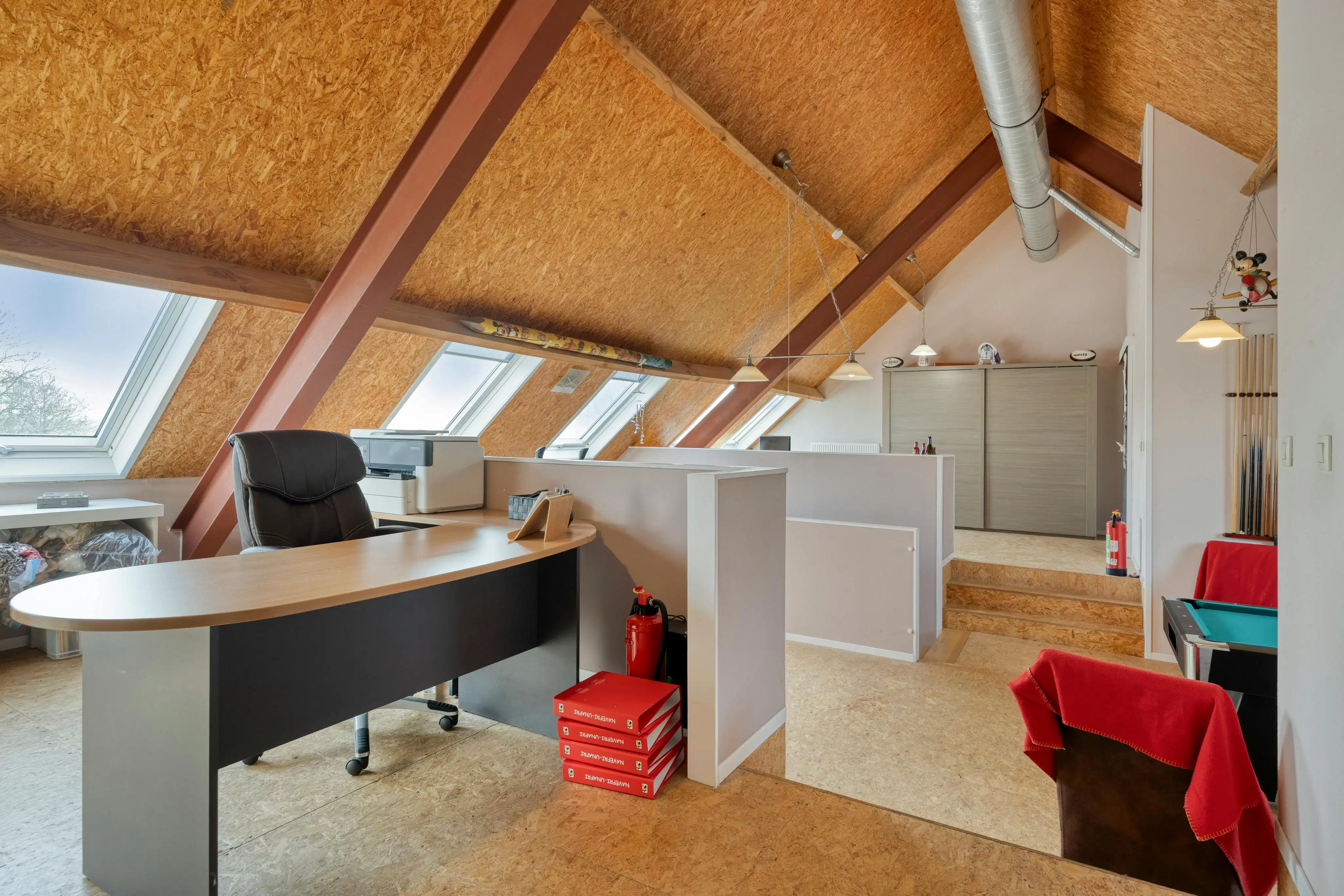 Herenhuis met handelszaak te koop in Kaprijke foto 22