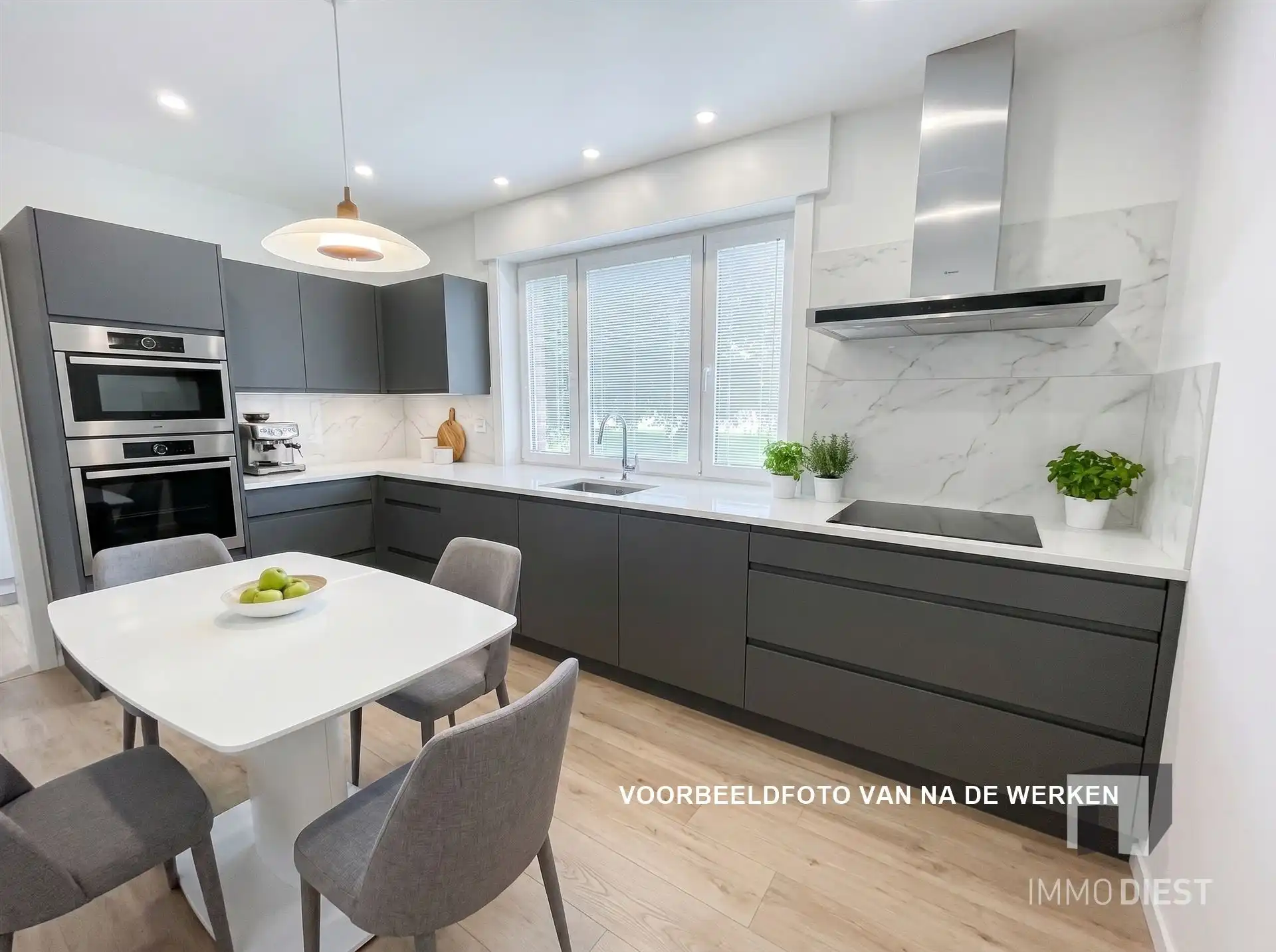 ZATERDAG 13.06 KIJKMOMENT VAN 13.00U TOT 15.00U. Charme troef in deze te renoveren woning op een ruim perceel te Vorst! foto 11