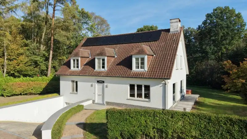 Exclusief gelegen stijlvolle villa op 24 are palende aan natuurgebied foto 39