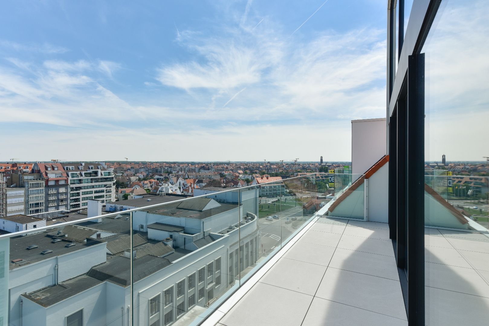 Uitzonderlijke hoekduplex (427m²) met frontaal zeezicht en meer dan 30 meter gevelbreedte  foto 6