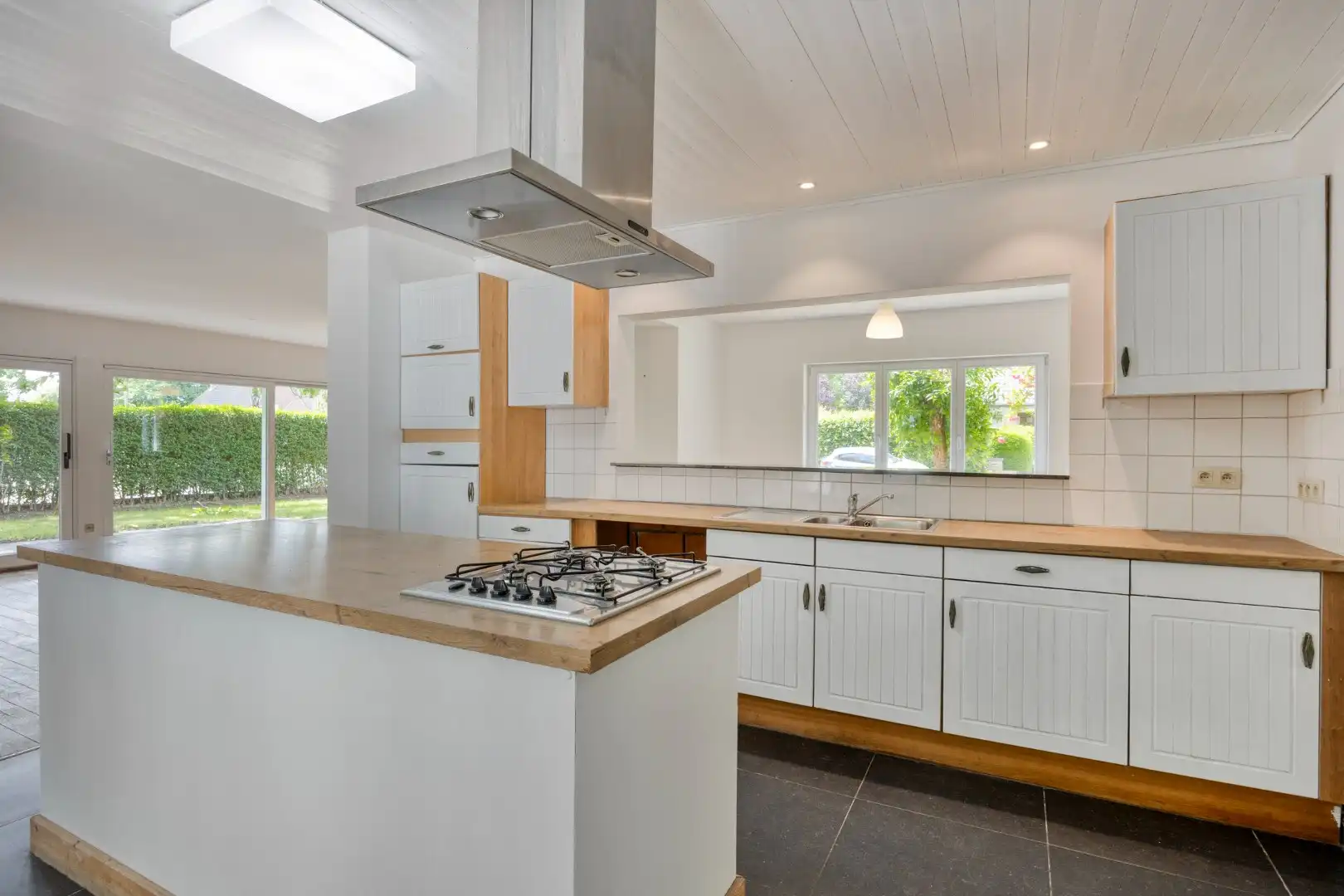 Charmante instapklare woning met 3 slaapkamers op een perceel van 842 m² in Mol !  foto 11