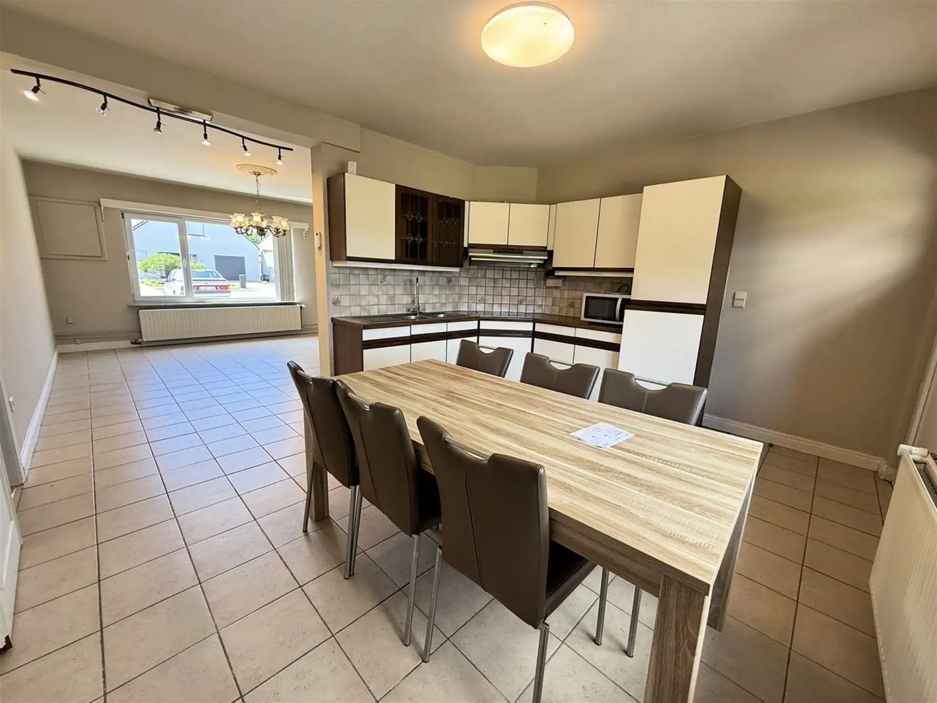 Gelijkvloers appartement van 87m² met 1 slaapkamer foto 4