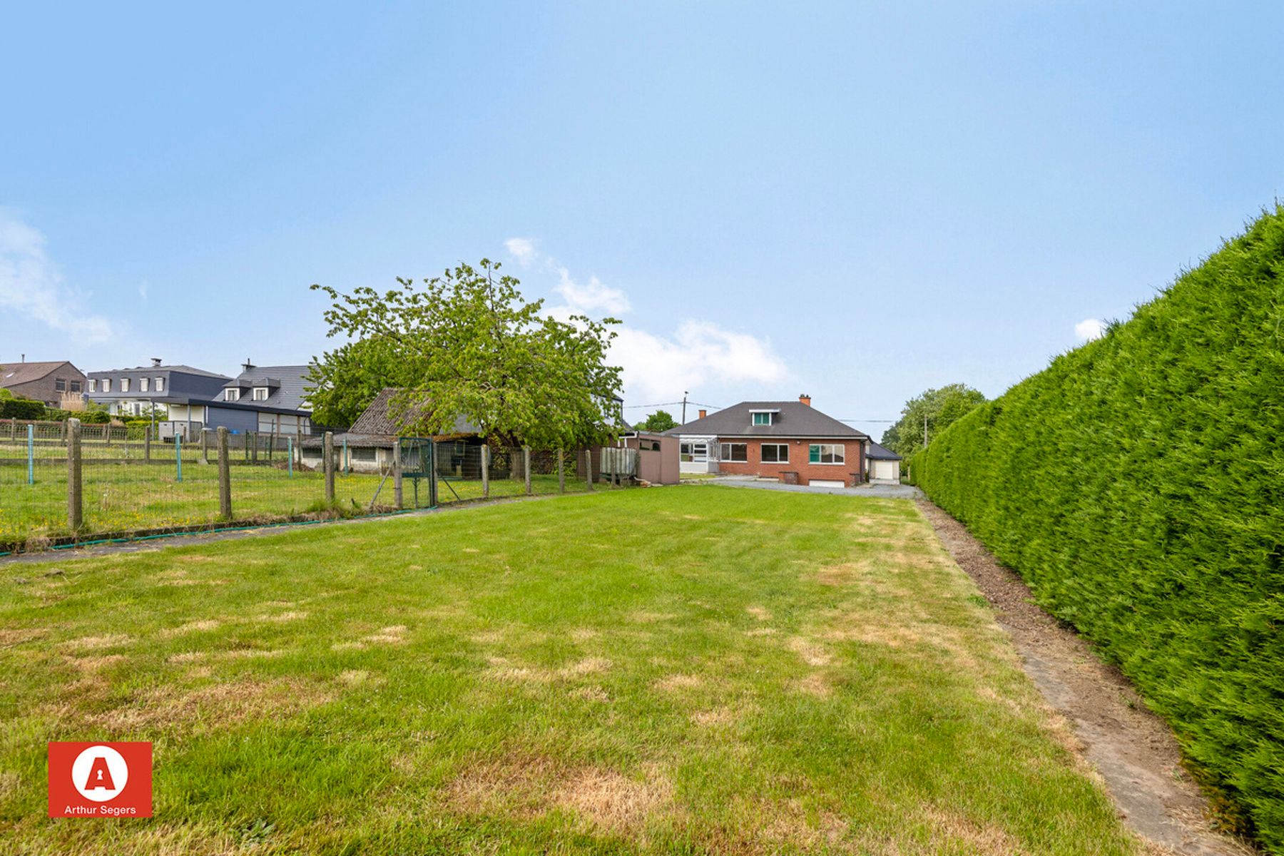 Te renoveren bungalow op rustige locatie foto 28