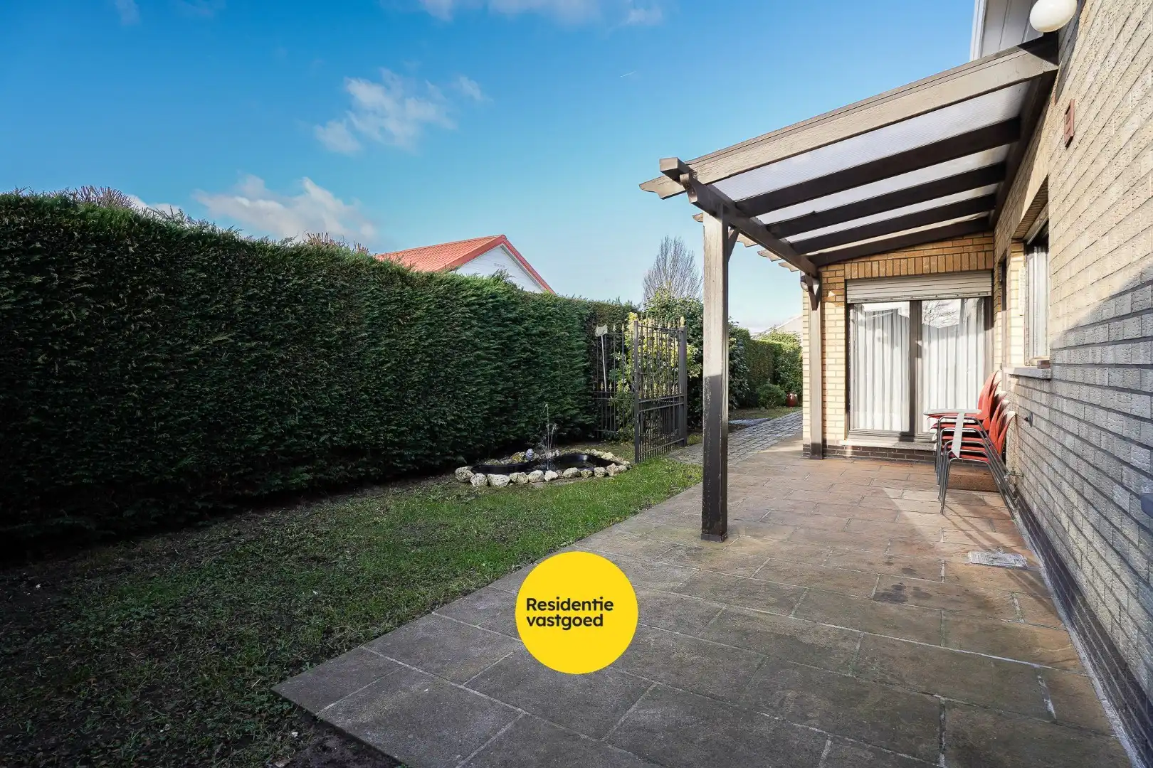 Woning met 5 slaapkamers in het centrum van Eernegem foto 10