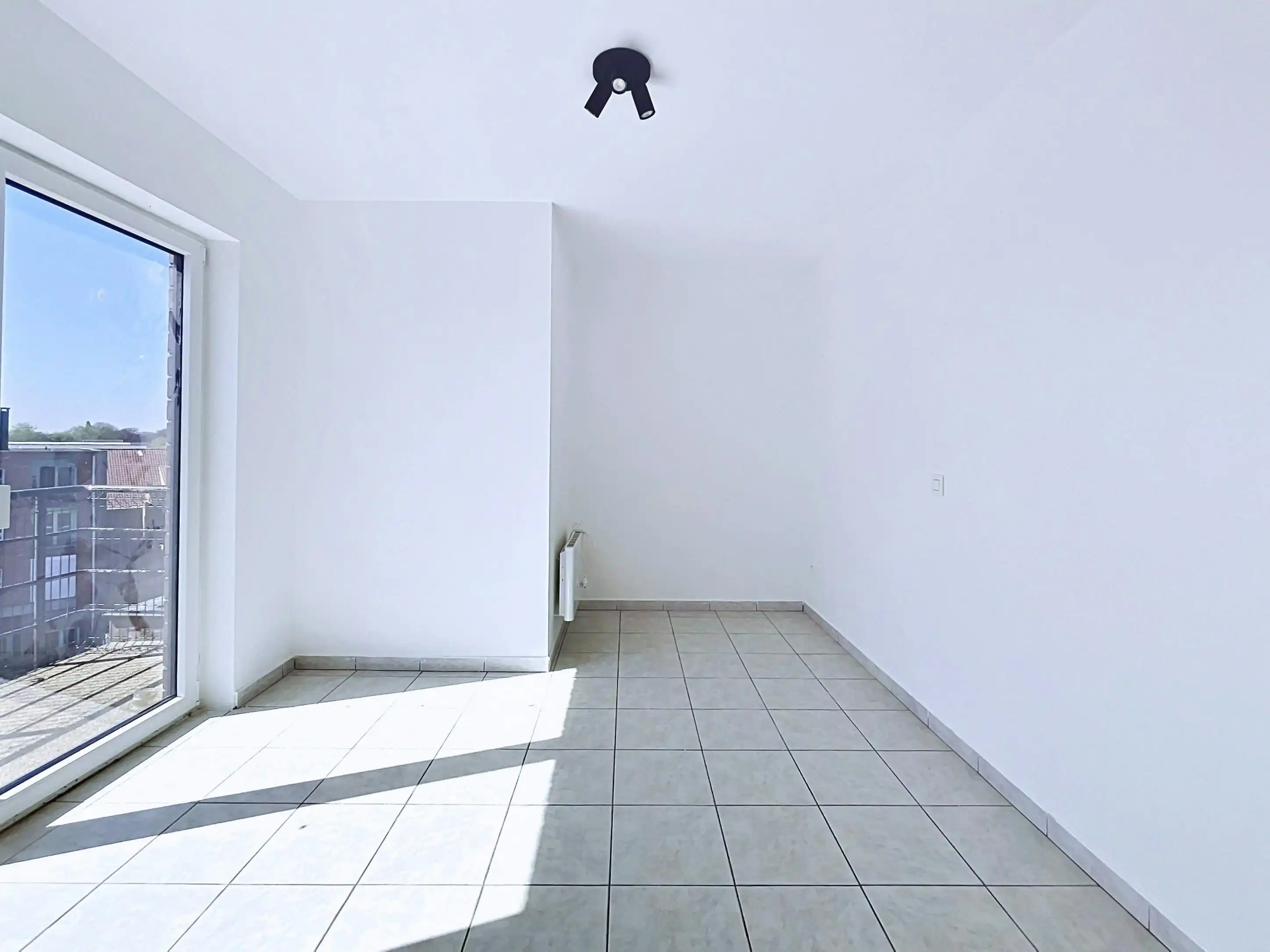 Appartement met 2 slaapkamers aan het station van Eeklo foto 13