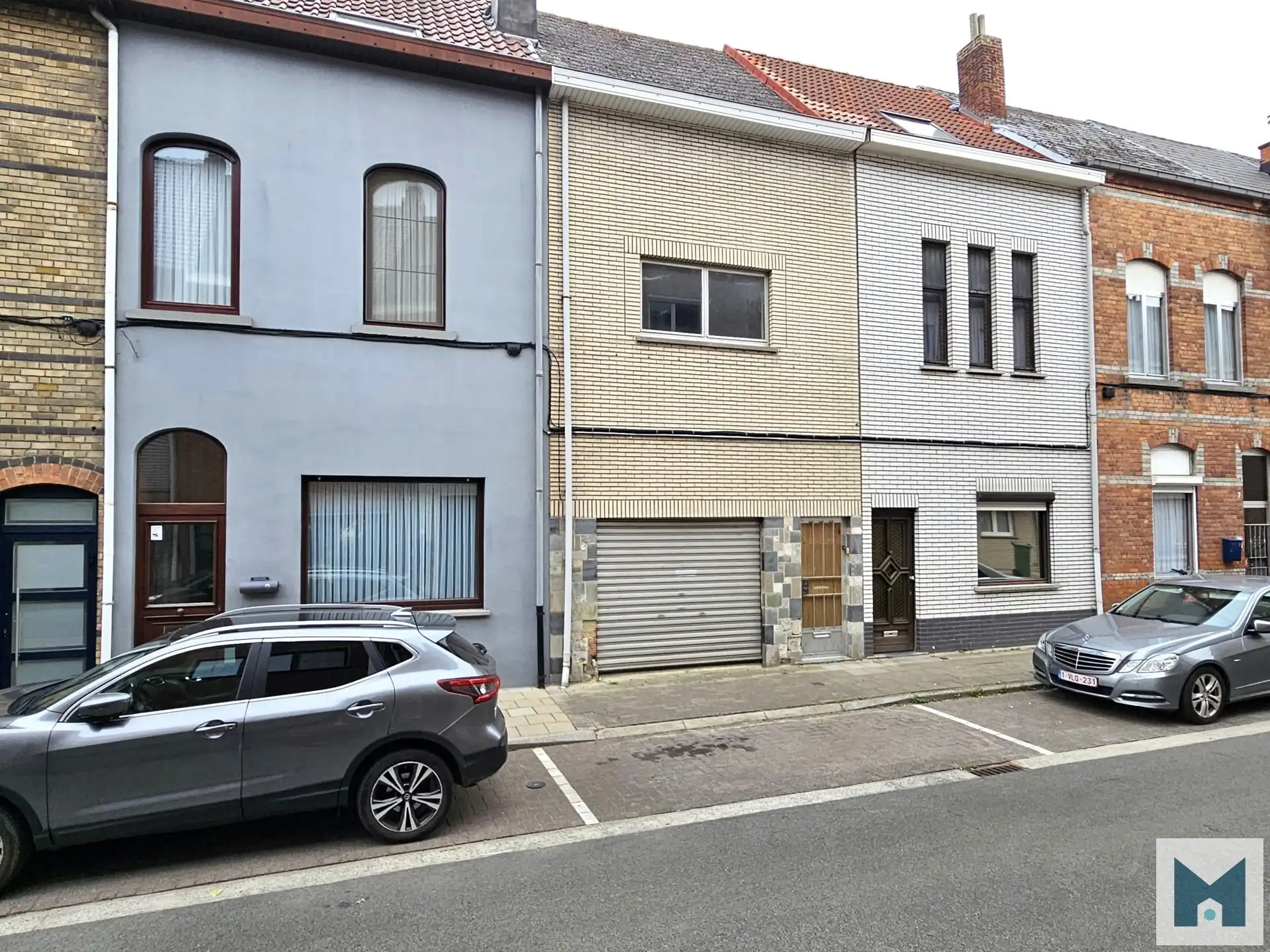 Renovatieproject met veel potentieel te Aalst! foto 2