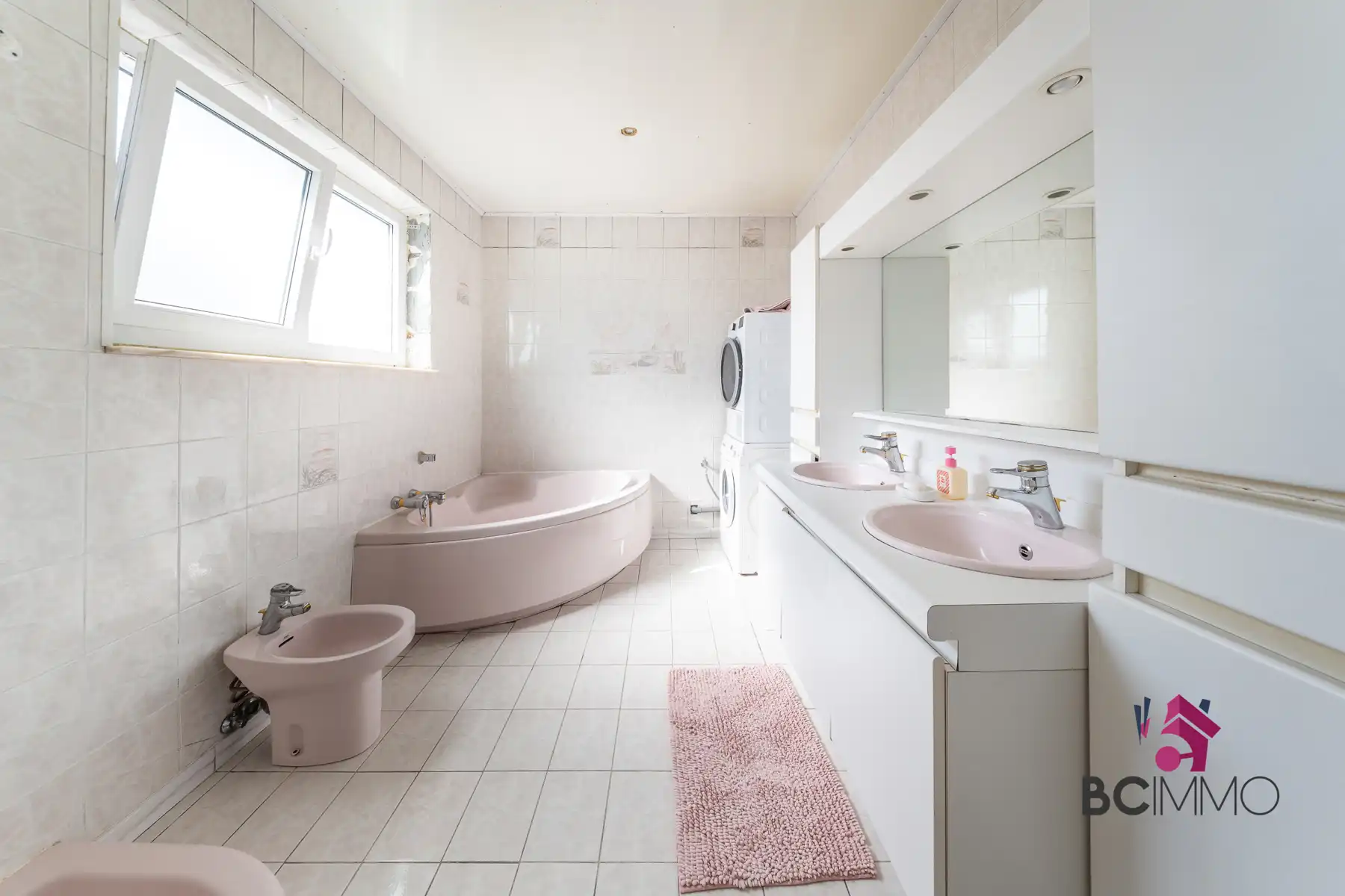 Halfopen woning in groene woonwijk  foto 11