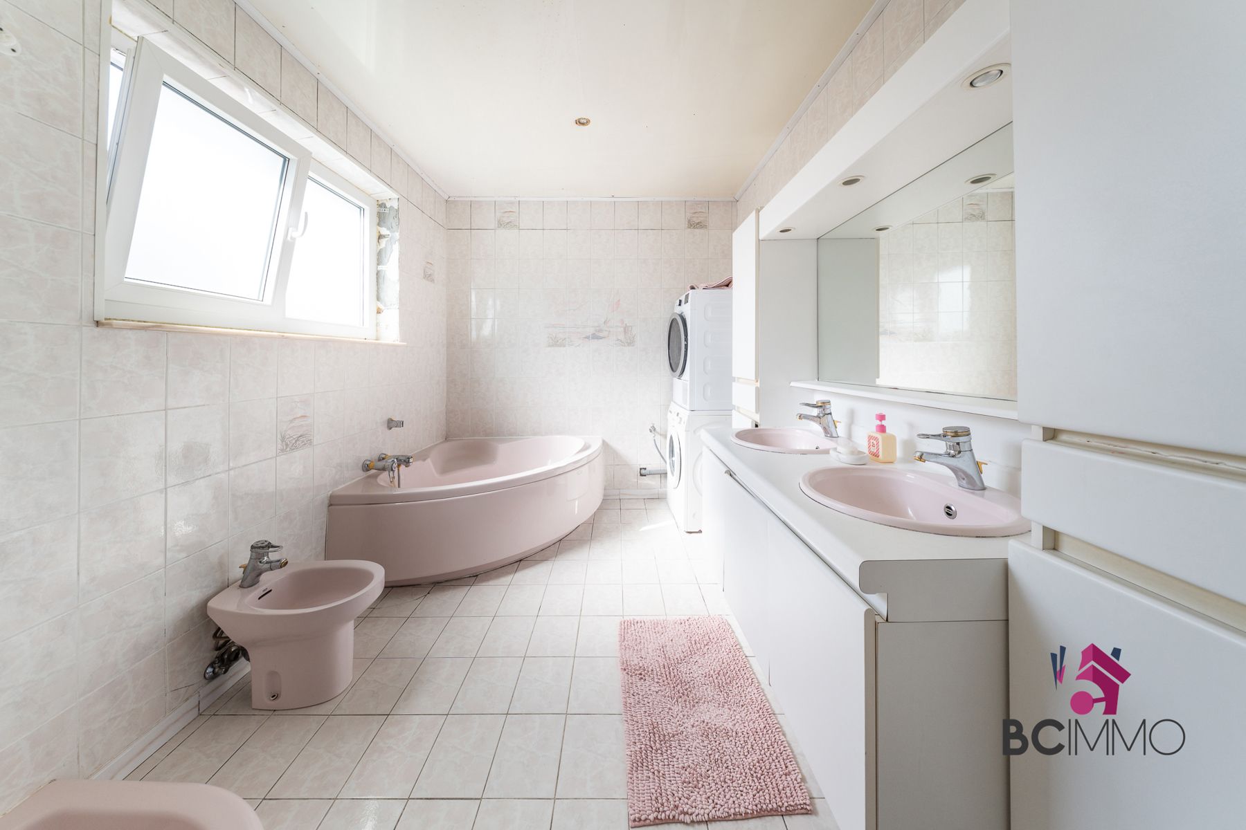 Halfopen woning in groene woonwijk  foto 11