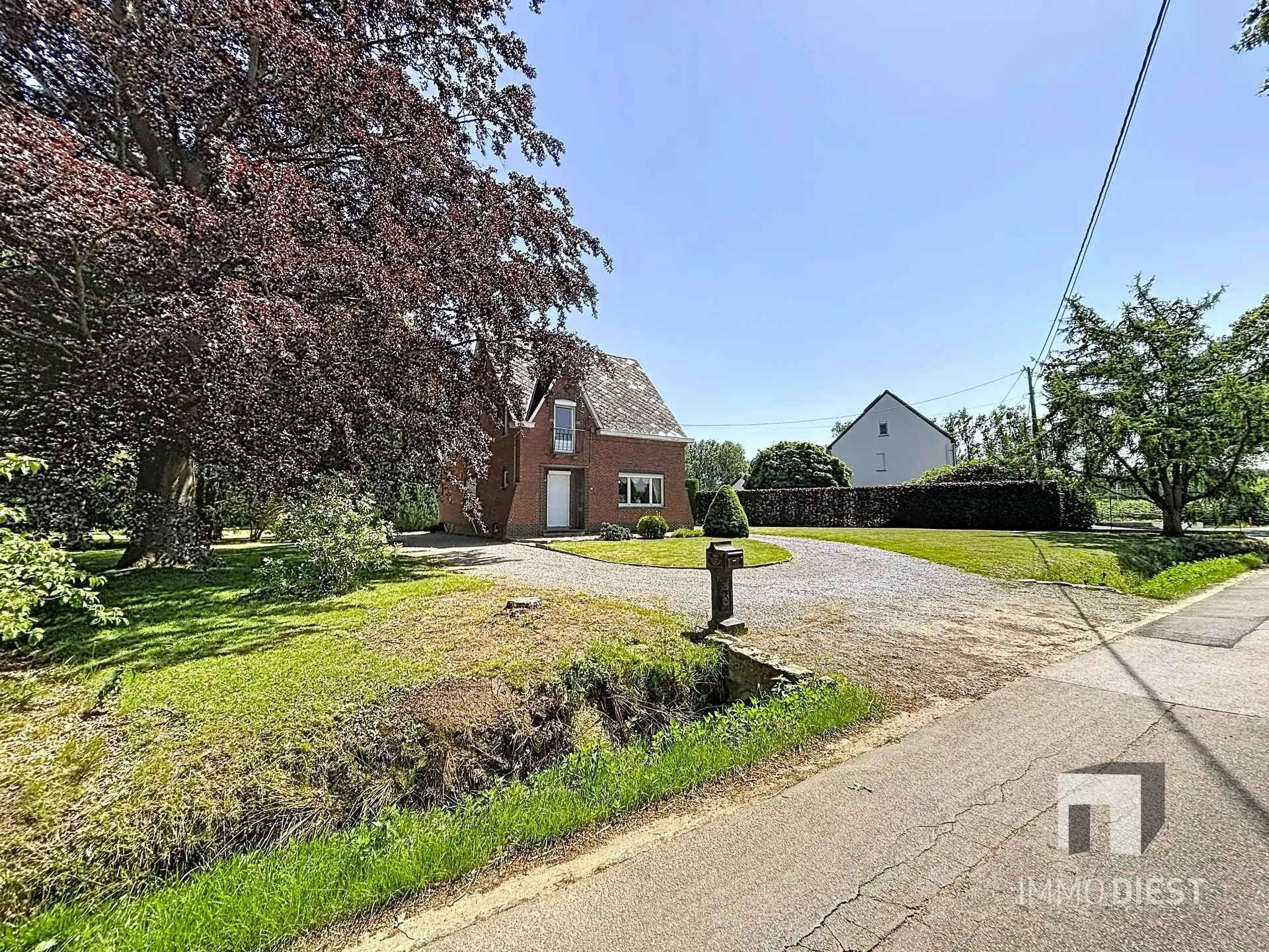 ZATERDAG 13.06 KIJKMOMENT VAN 13.00U TOT 15.00U. Charme troef in deze te renoveren woning op een ruim perceel te Vorst! foto 33