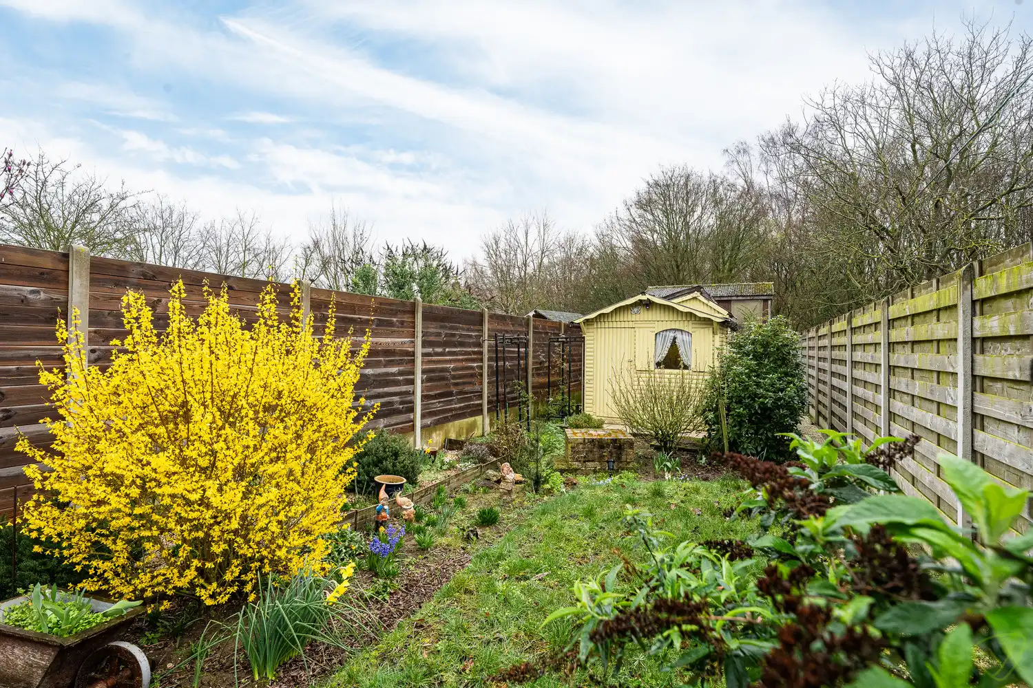 Ruime woning met een gunstige ligging te Eeklo! foto 13