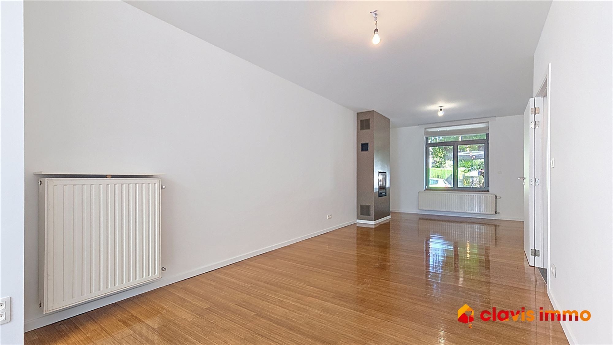 Volledig gerenoveerde woning met tuin foto 6