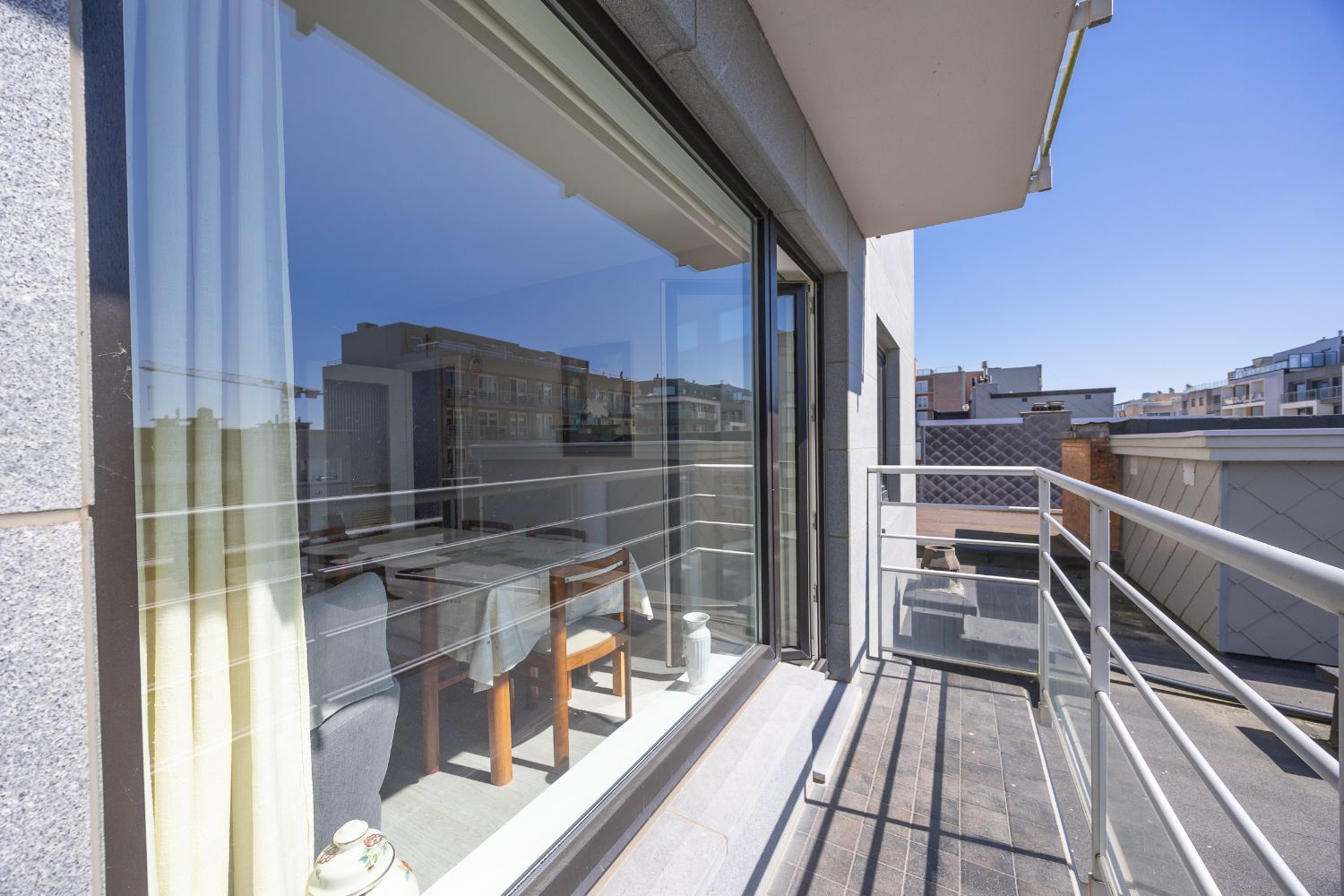 2 slaapkamer-appartement met zonnig terras en lateraal zeezicht foto 5