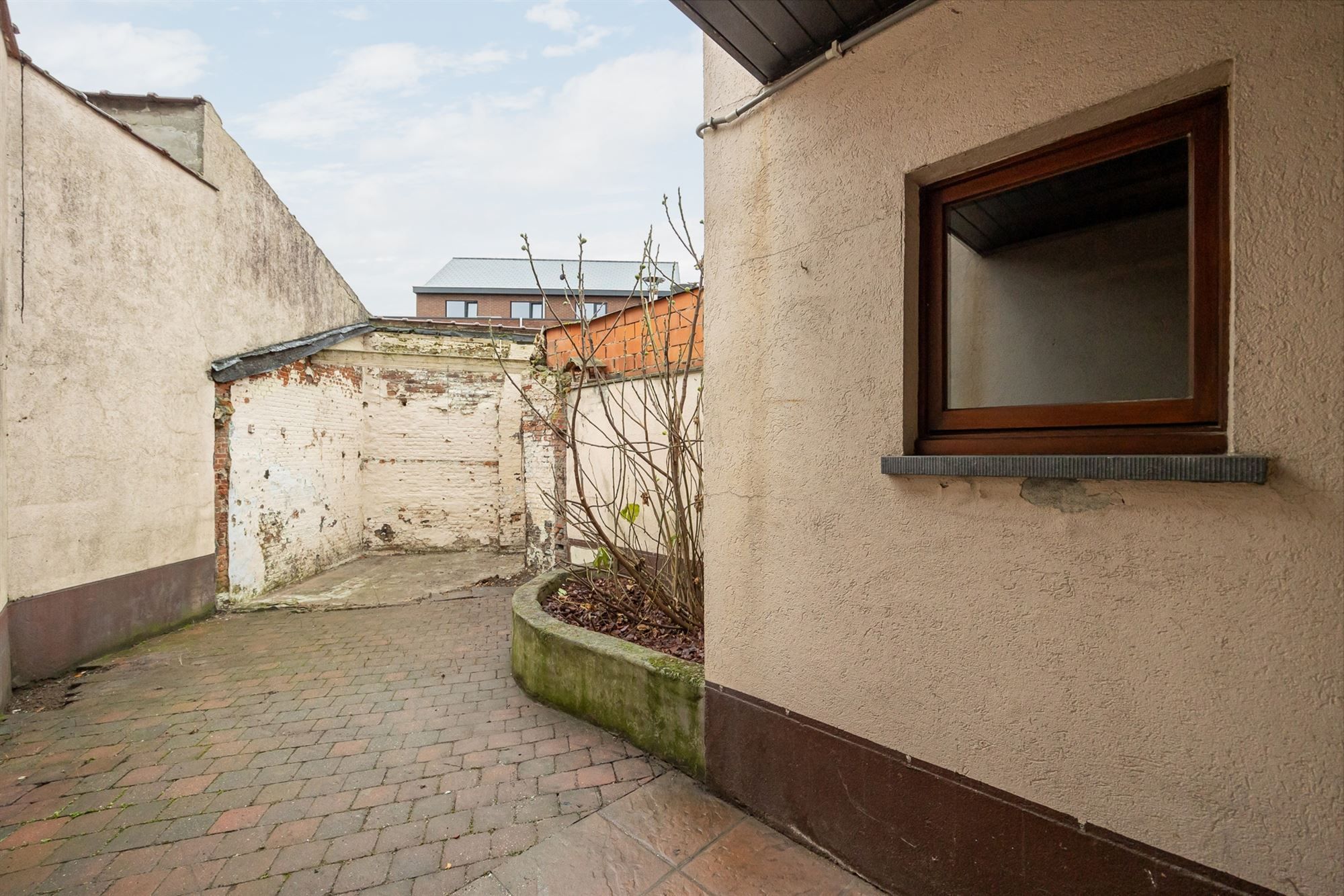 Te renoveren woning met 2 slaapkamers in Mechelen foto 17