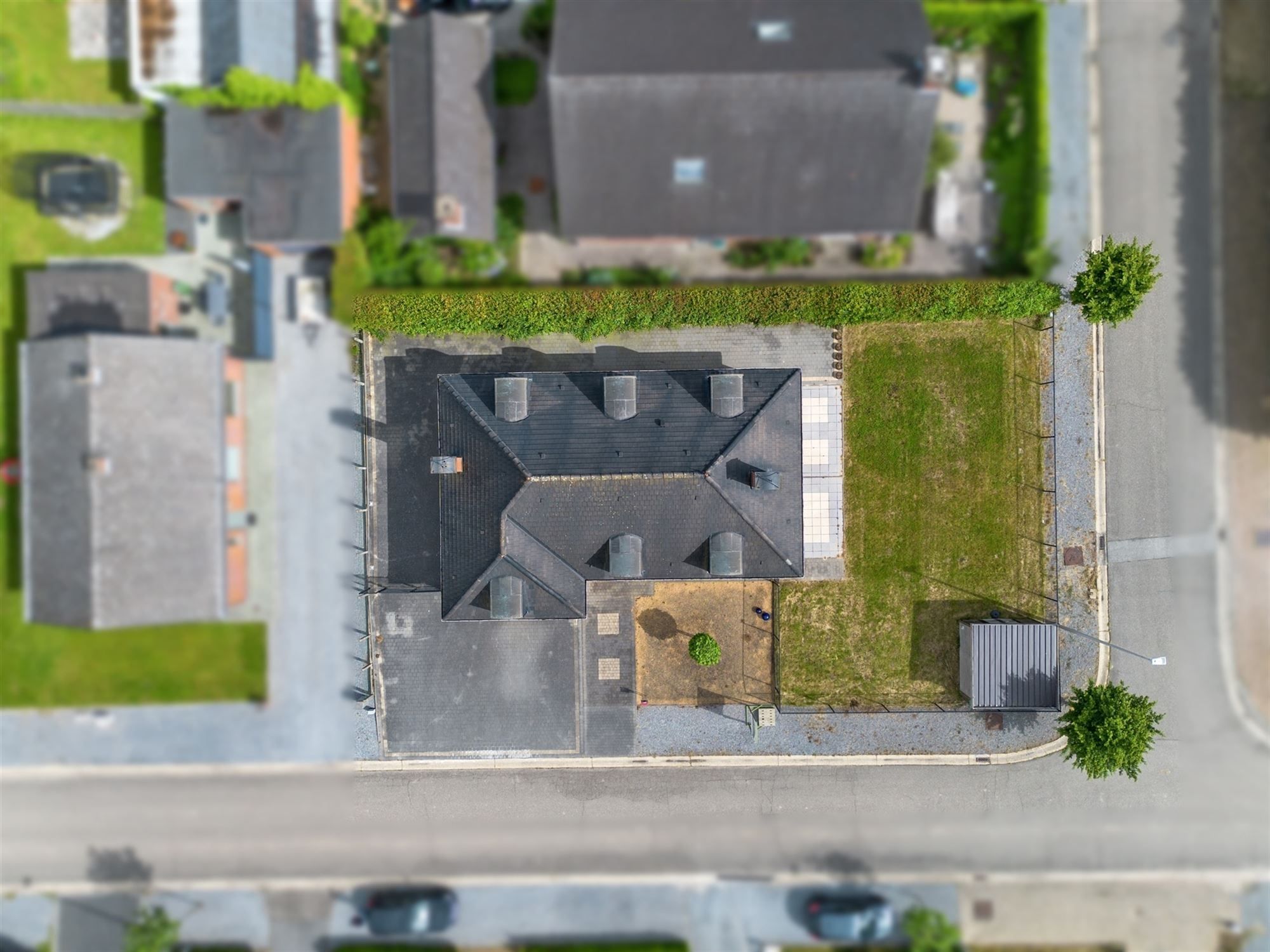 RUIME GEZINSWONING MET VEEL POTENTIEEL EN 4SLKS IN HET GEZELLIGE ORDINGEN   foto 4