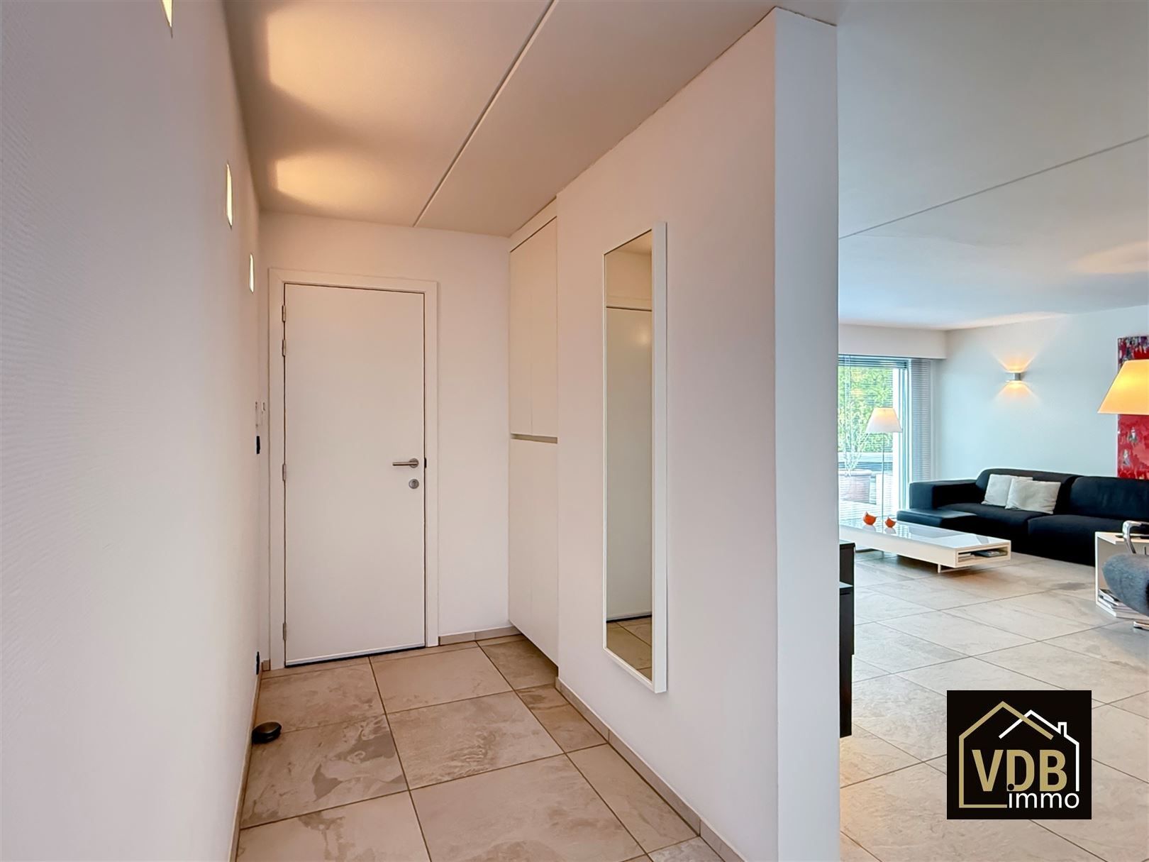 Penthouse zeer goed afgewerkt foto 31