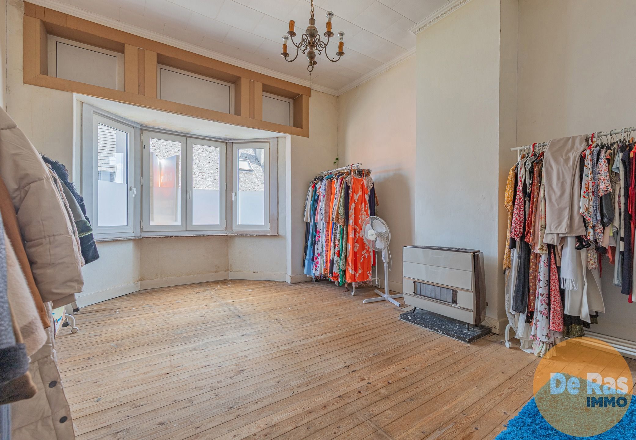 LEDE - Te renoveren woning met 5 kamers en tuin in centrum foto 14