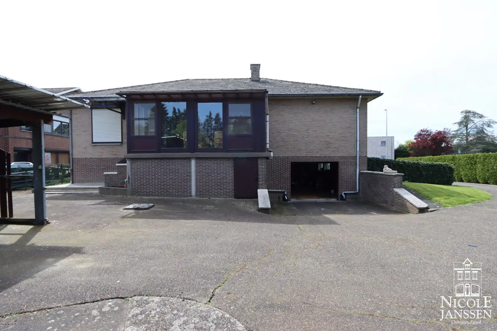 Gelijkvloerse gezinswoning met drie slaapkamers, grote kelder en ruime tuin foto 18