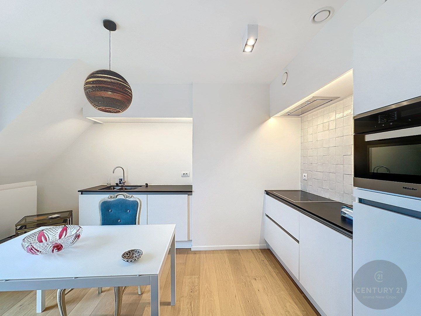 MODERNE SERVICEFLAT VOORZIEN VAN ALLE LUXE foto 2