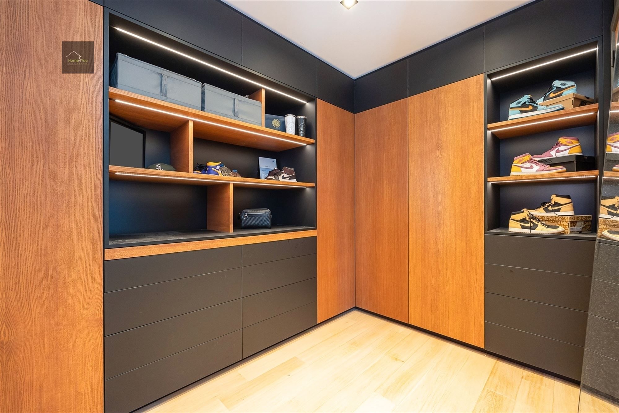 Luxe duplex appartement met groot terras en prachtig uitzicht foto 20