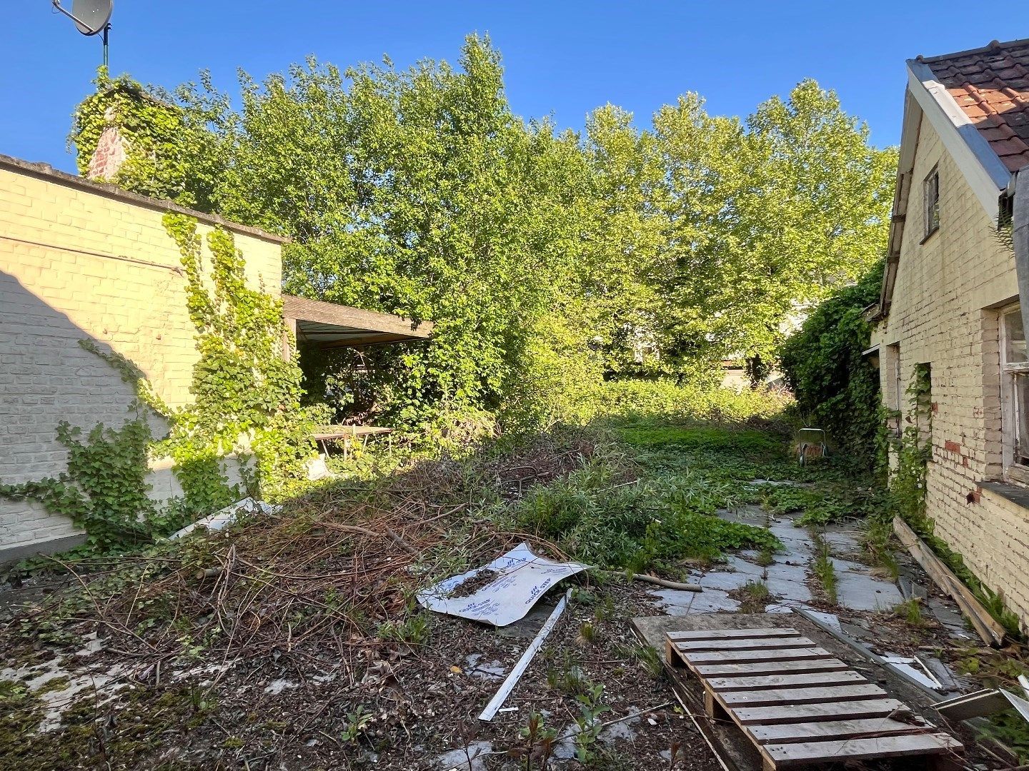 Authentieke woning met tuin en garage in het rustige Ooigem foto 13