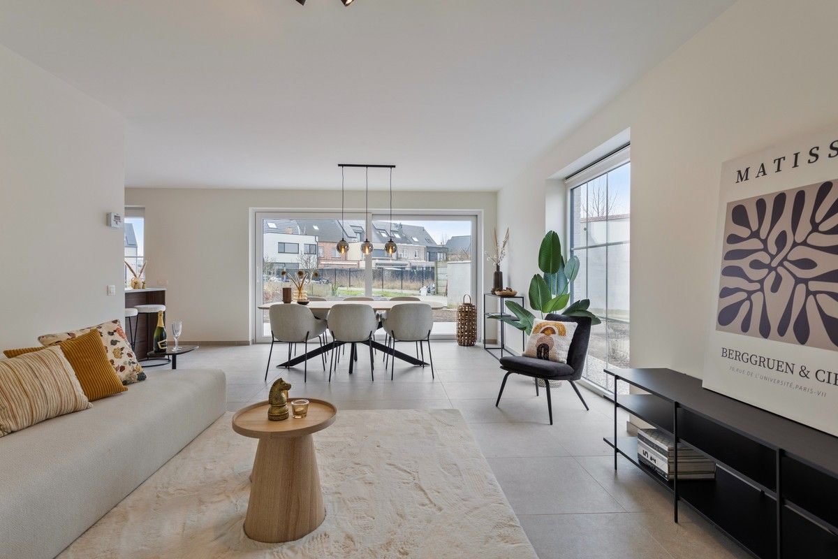 Hectaar bouwt ruime halfopen nieuwbouwwoningen te Blaasveld. foto 2