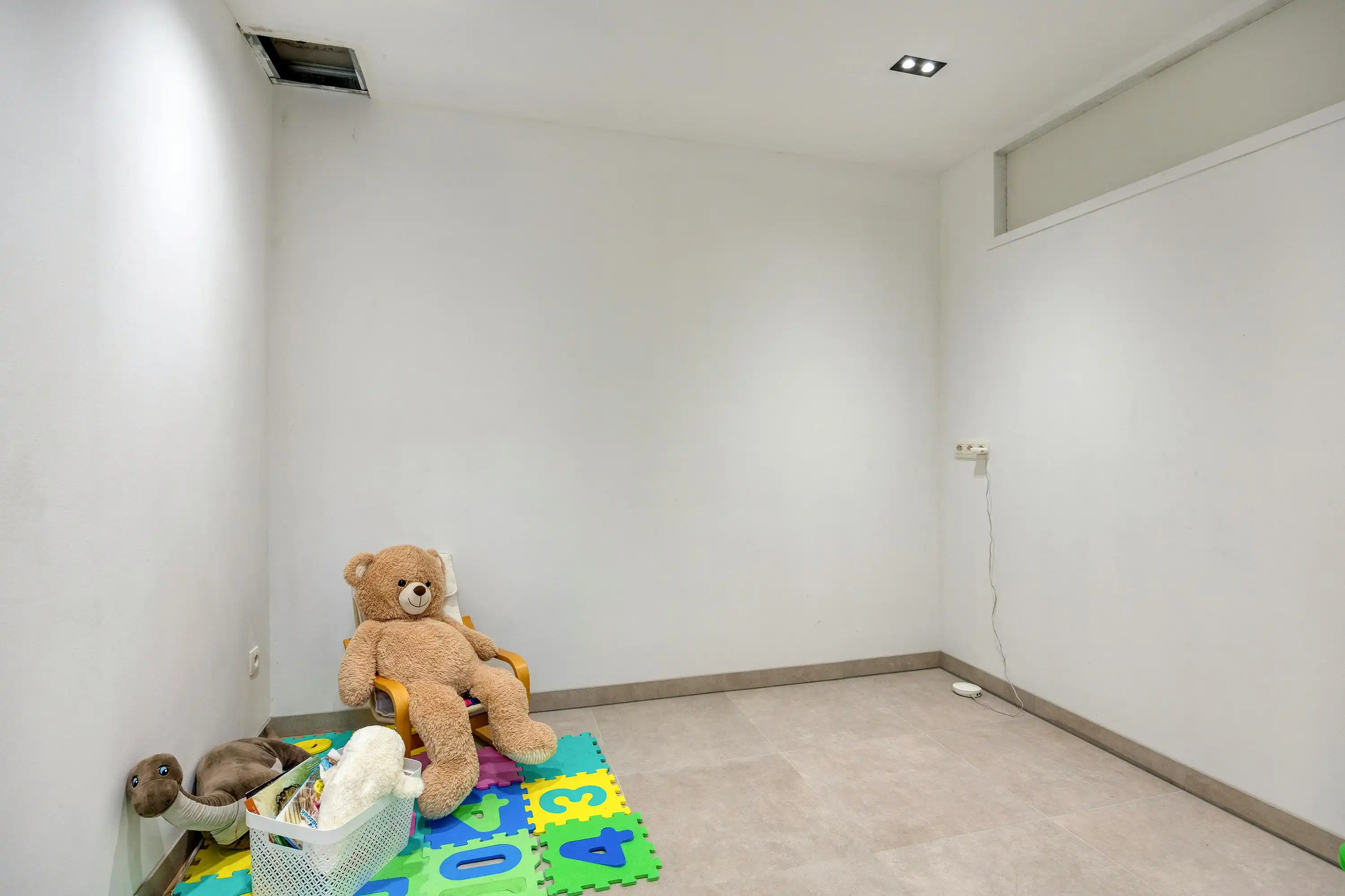 Ruime halfopen bebouwing in centrum Kalmthout te koop! foto 16