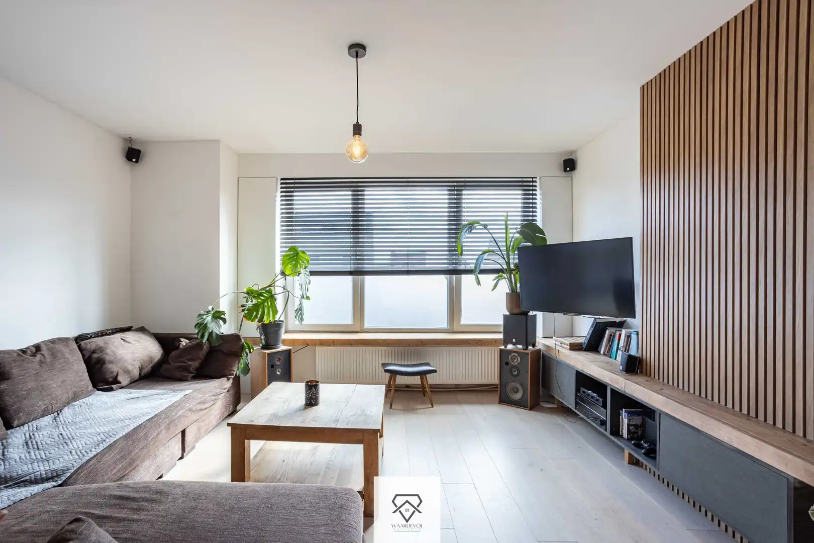 Knap gerenoveerd 2-slaapkamerappartement met zonnig terras in Wondelgem foto 7