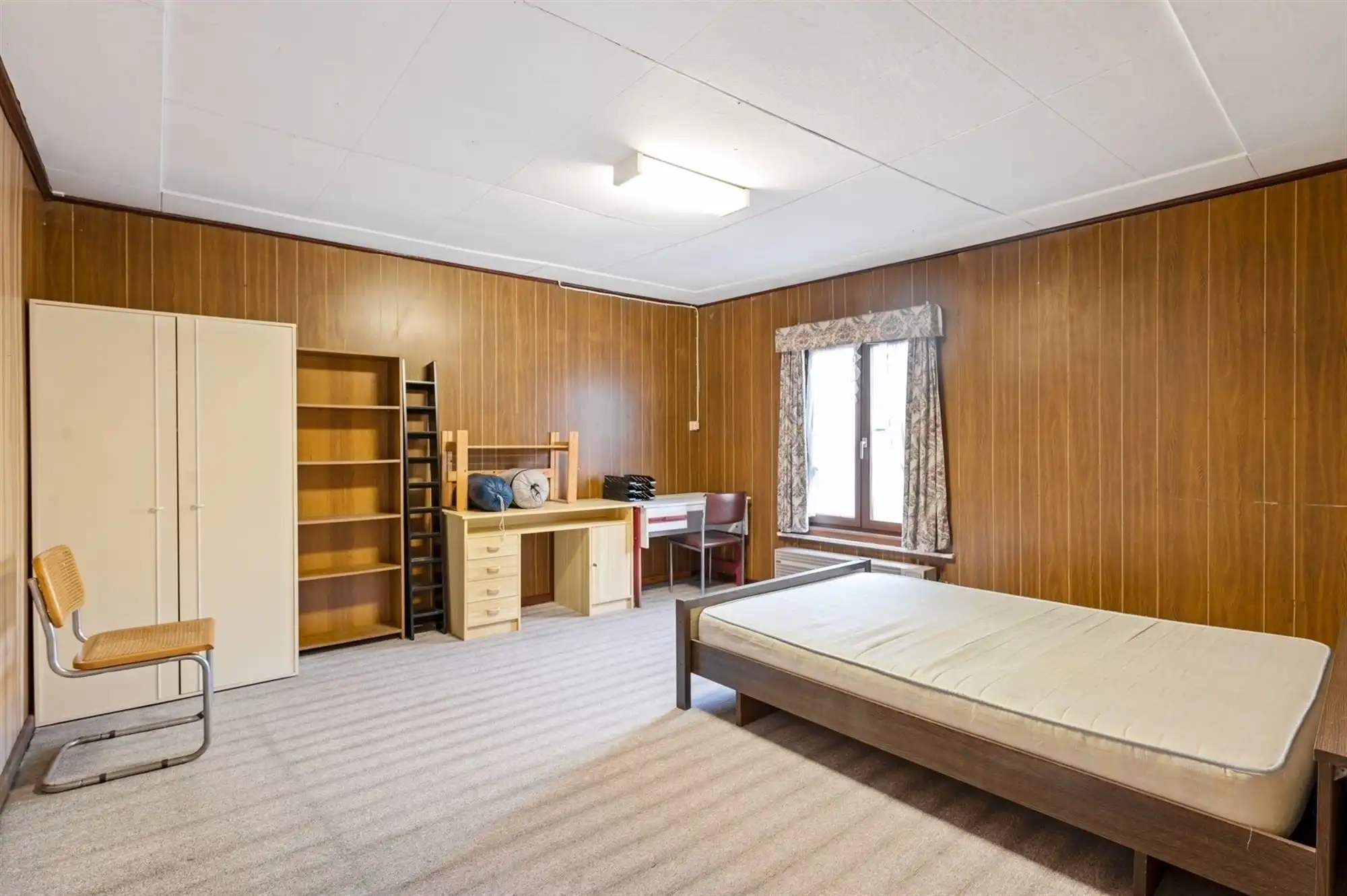 Te renoveren handelshuis met woonst gelegen te Schriek foto 5