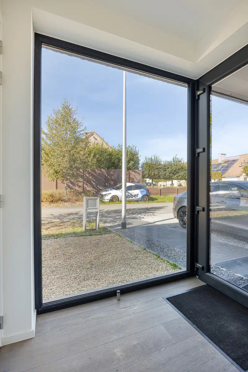 RECENTE HEDENDAAGSE WONING OP 5A12CA MET 3 SLK TE GUIGOVEN. INTERESSANT INVESTERINGSPAND. foto 4
