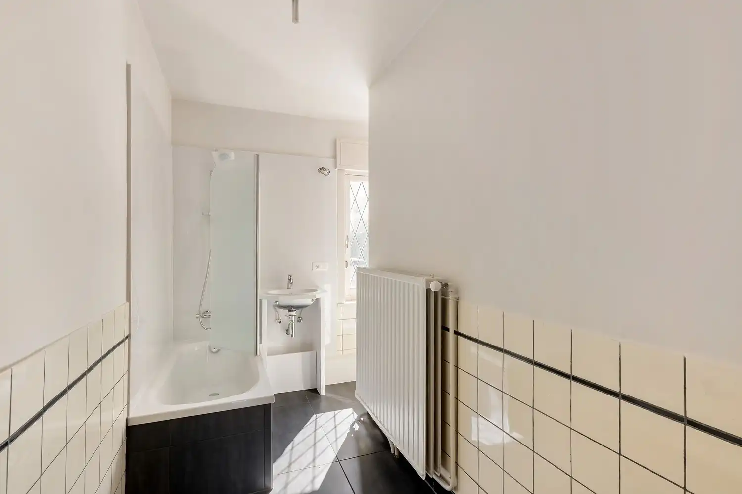 Charmante gezinswoning met grote tuin en eindeloze mogelijkheden! foto 17