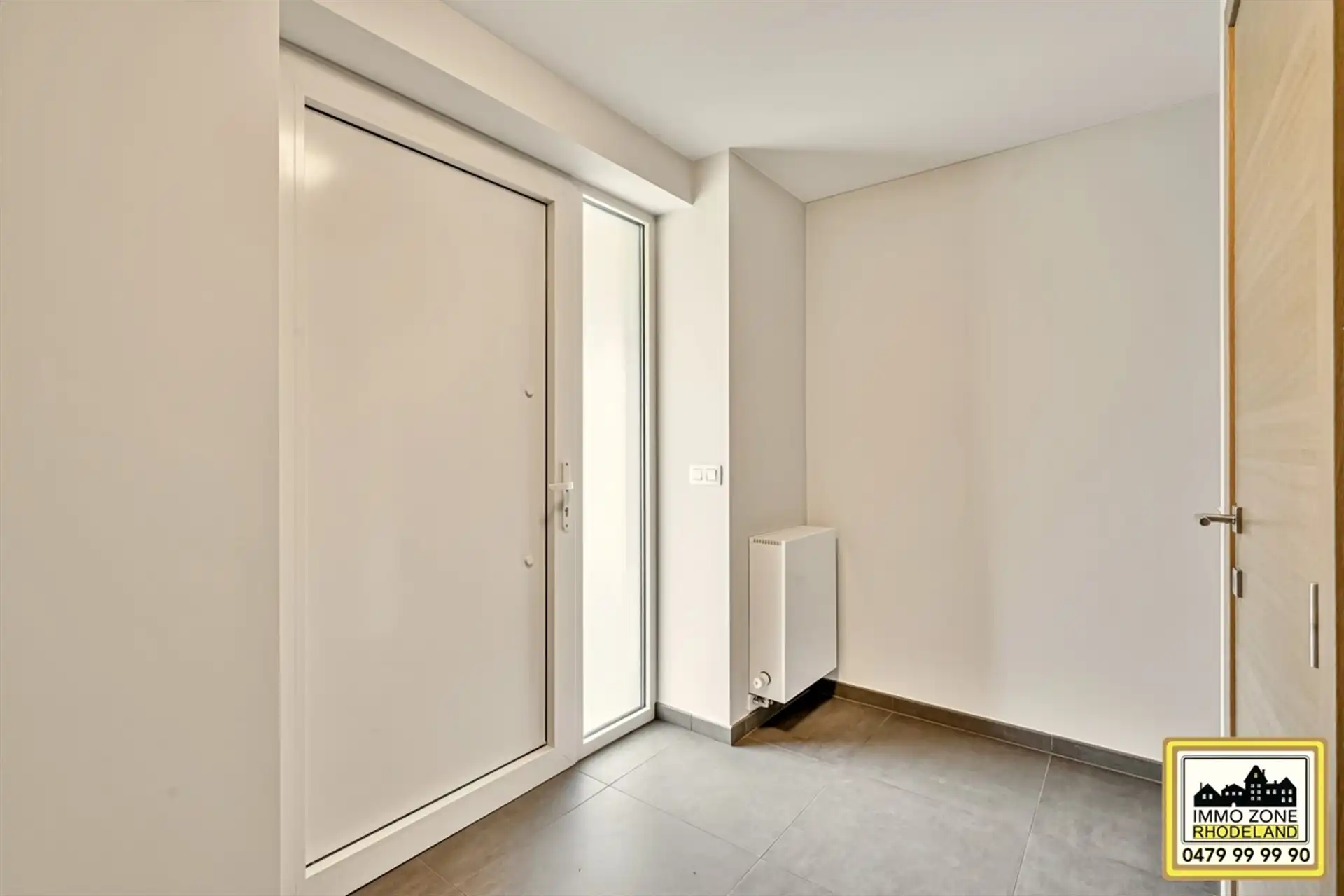 Prachtige instapklare woning met 4 slpks, garage en tuin foto 3