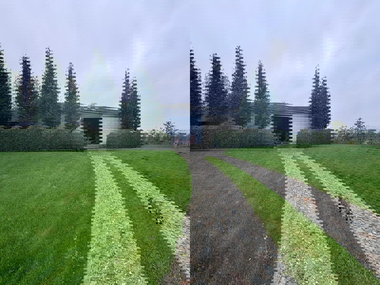 Opslagplaats in Zonnebeke foto {{pictureIndex}}