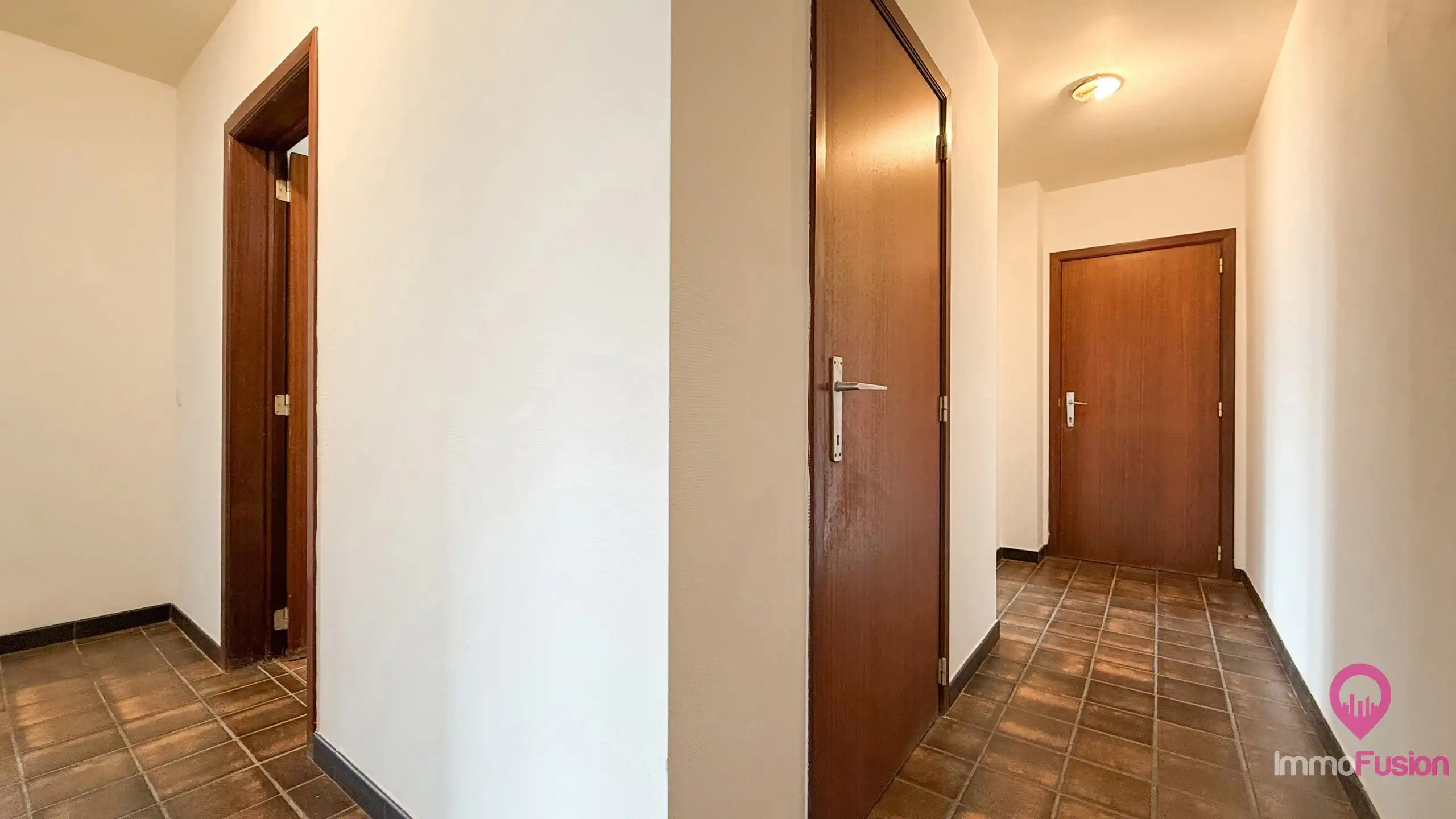 Ideaal gelegen 2-slaapkamerappartement met uitstekende bereikbaarheid! foto 13