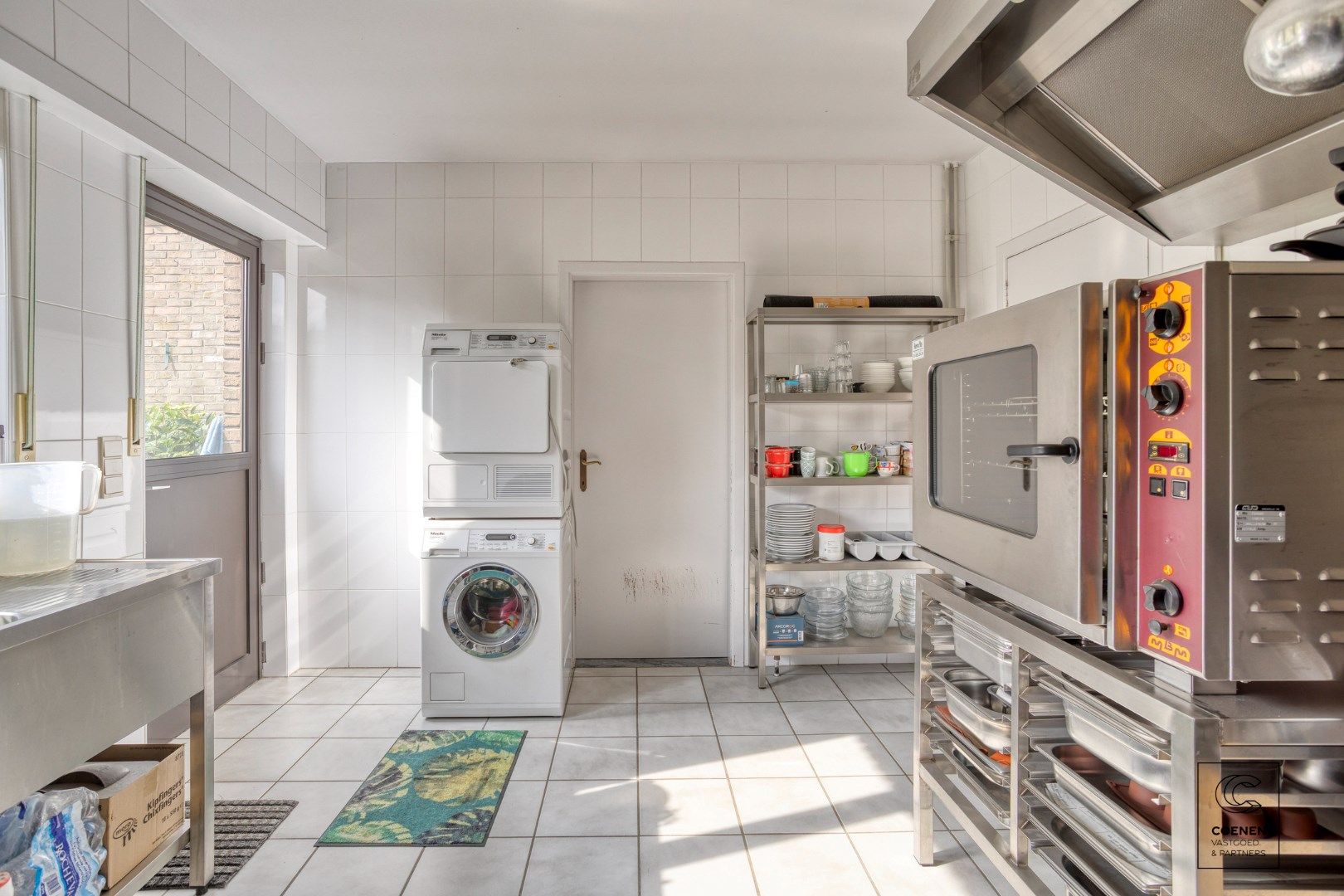 Ruime stadswoning van 177 m² met 4 slaapkamers in het centrum van Hoogstraten! foto 7