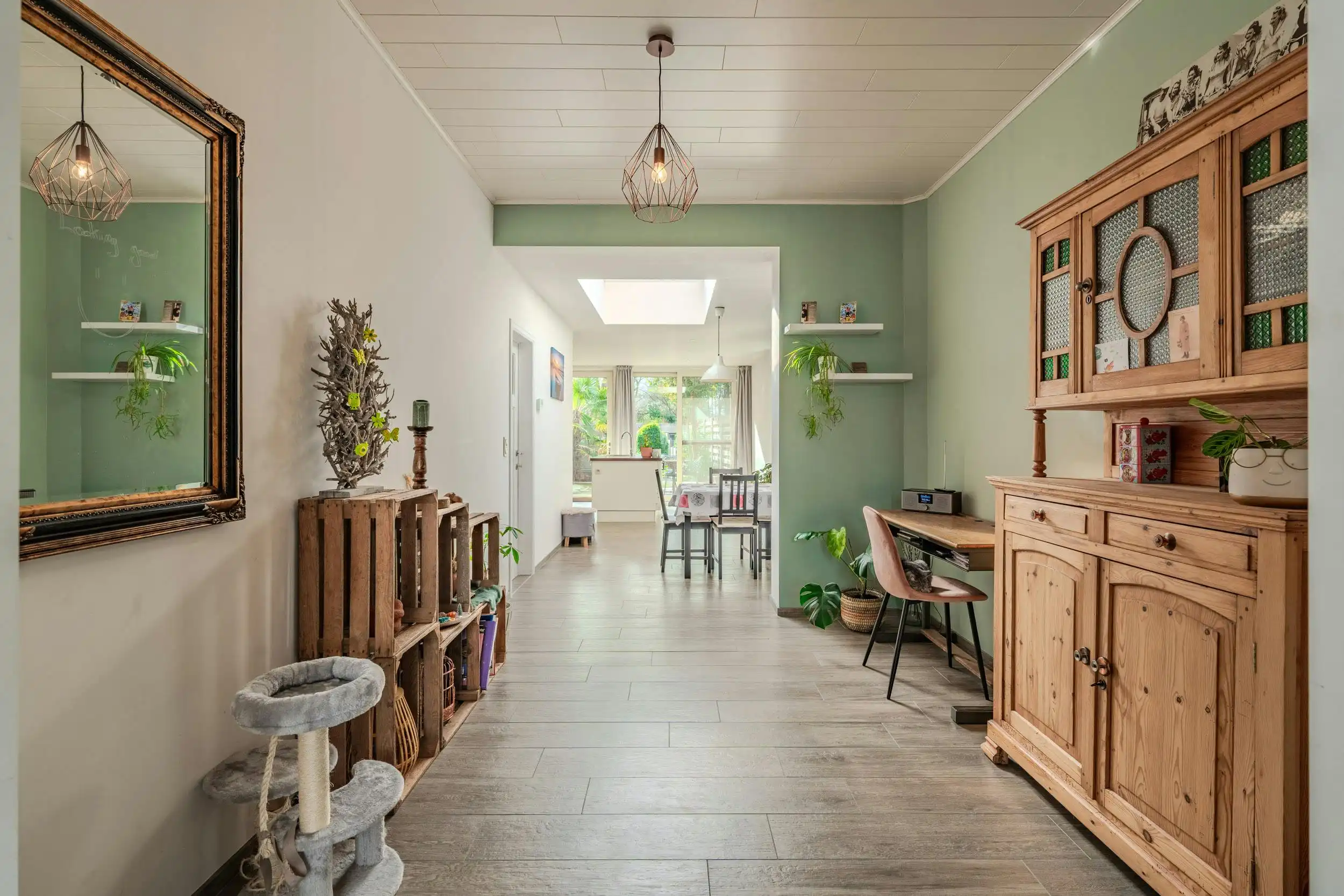 Recent gerenoveerd huis te koop in Ieper foto 7