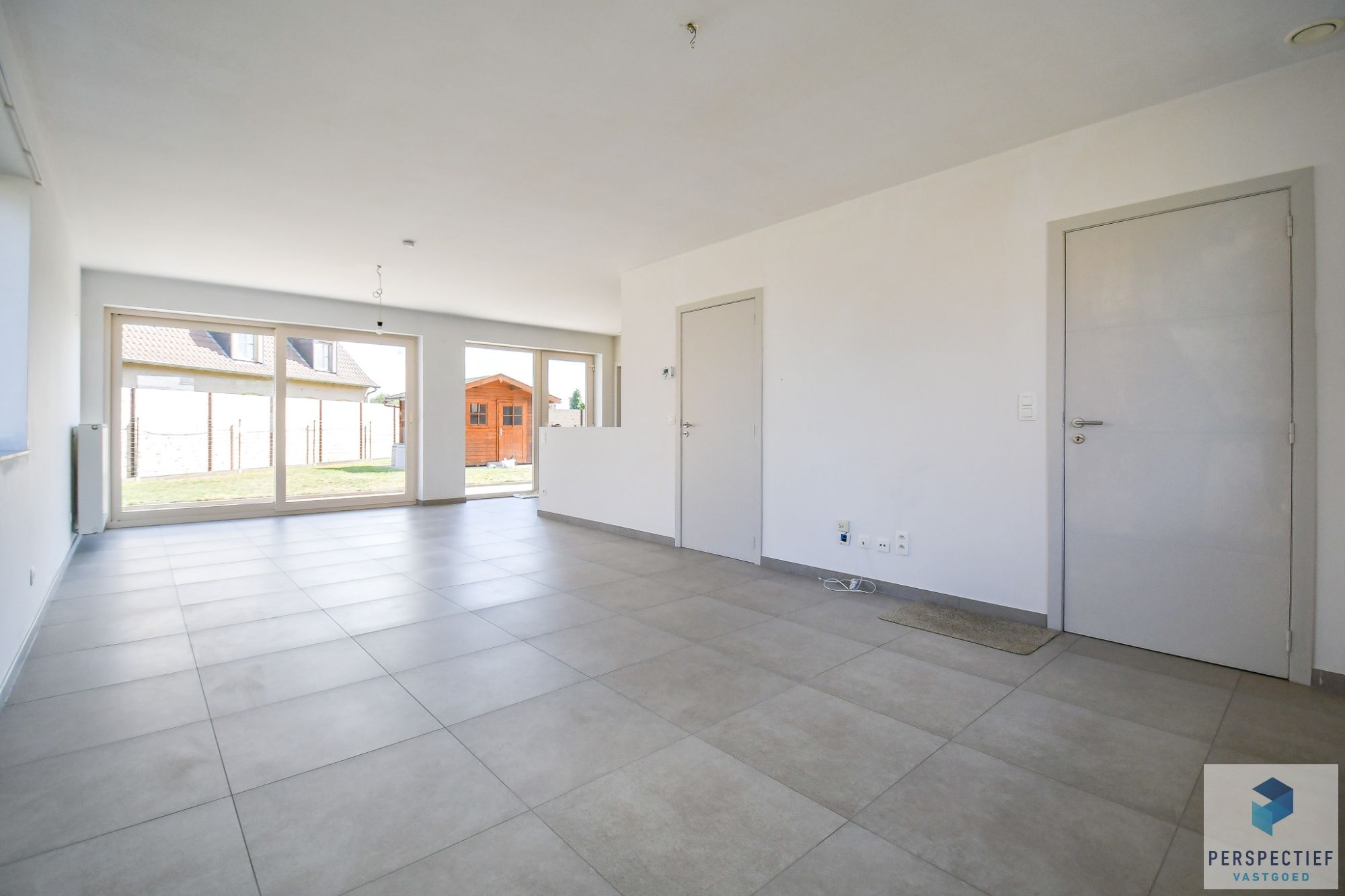Recente woning (2015) met tuin, garage in een rustige omgeving te Sint-Joris foto 3